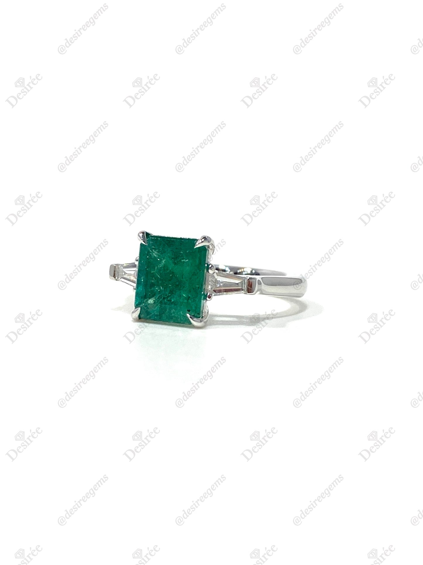 Natural Emerald 2.59ct Ring