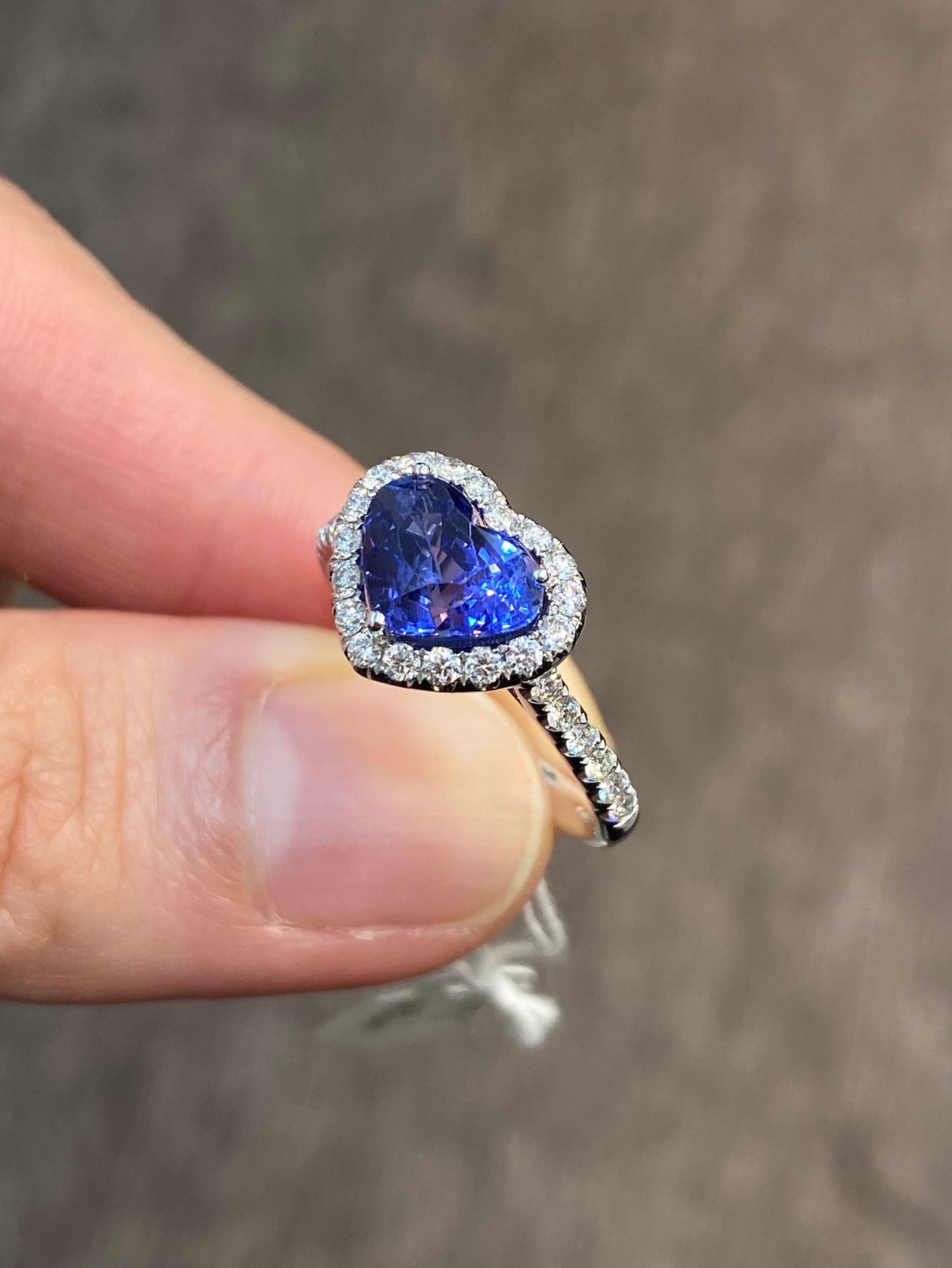 Natural Blue Sapphire Ring 2.18ct set with natural diamonds in 18k white gold