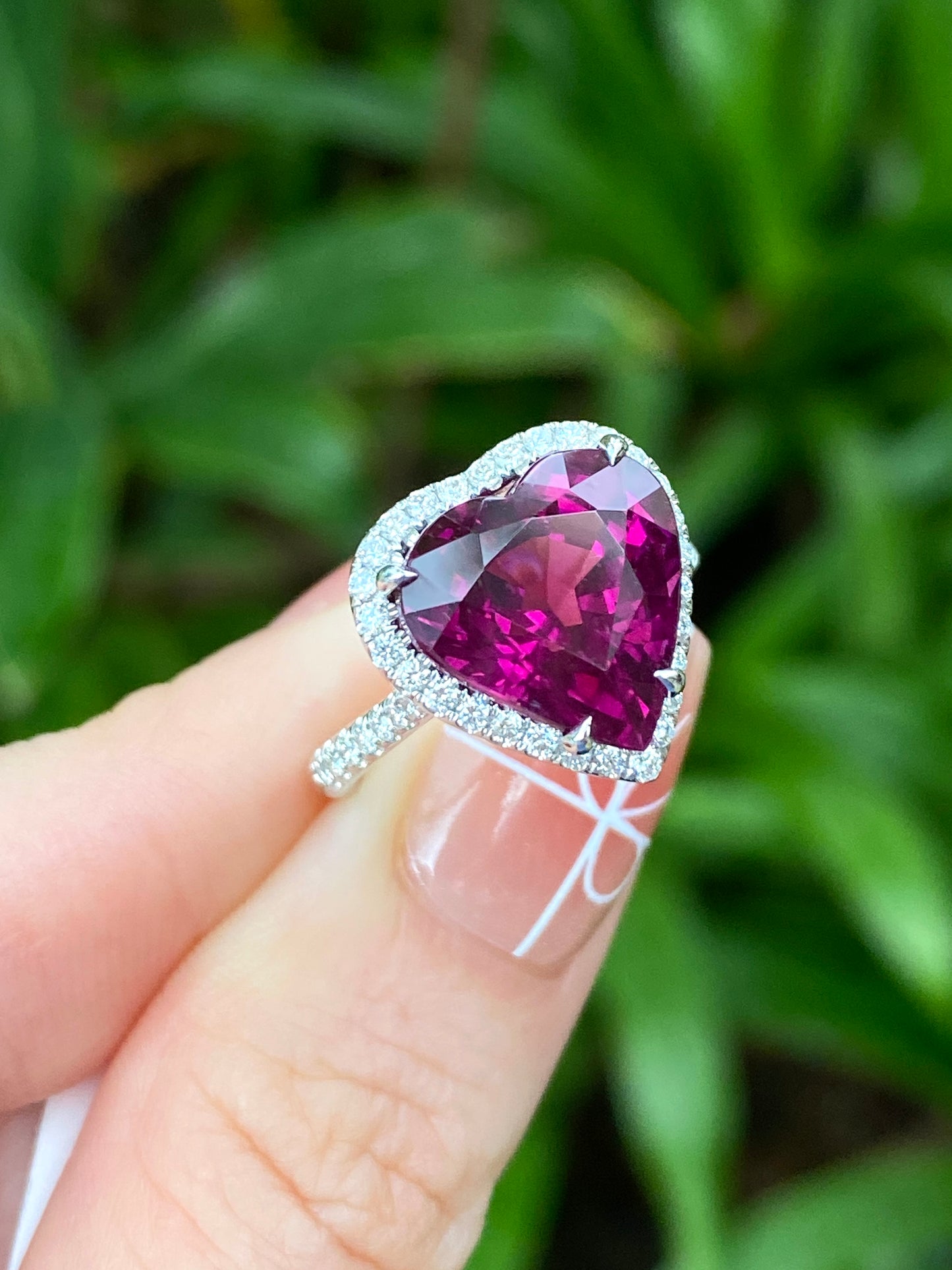 Natural Rhodolite Garnet 7.90ct Ring