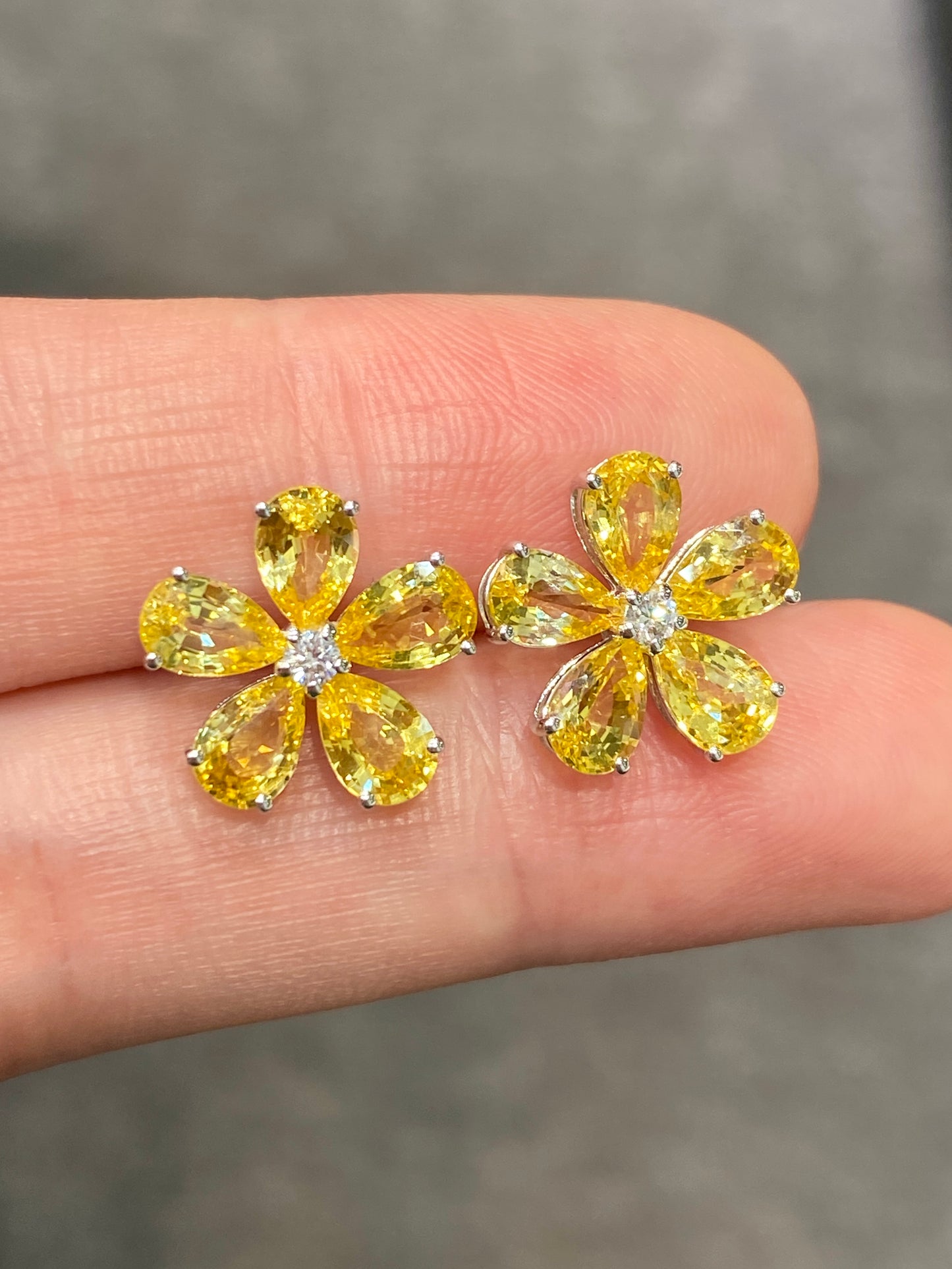 Natural Yellow Sapphire 4.61ct Earrings