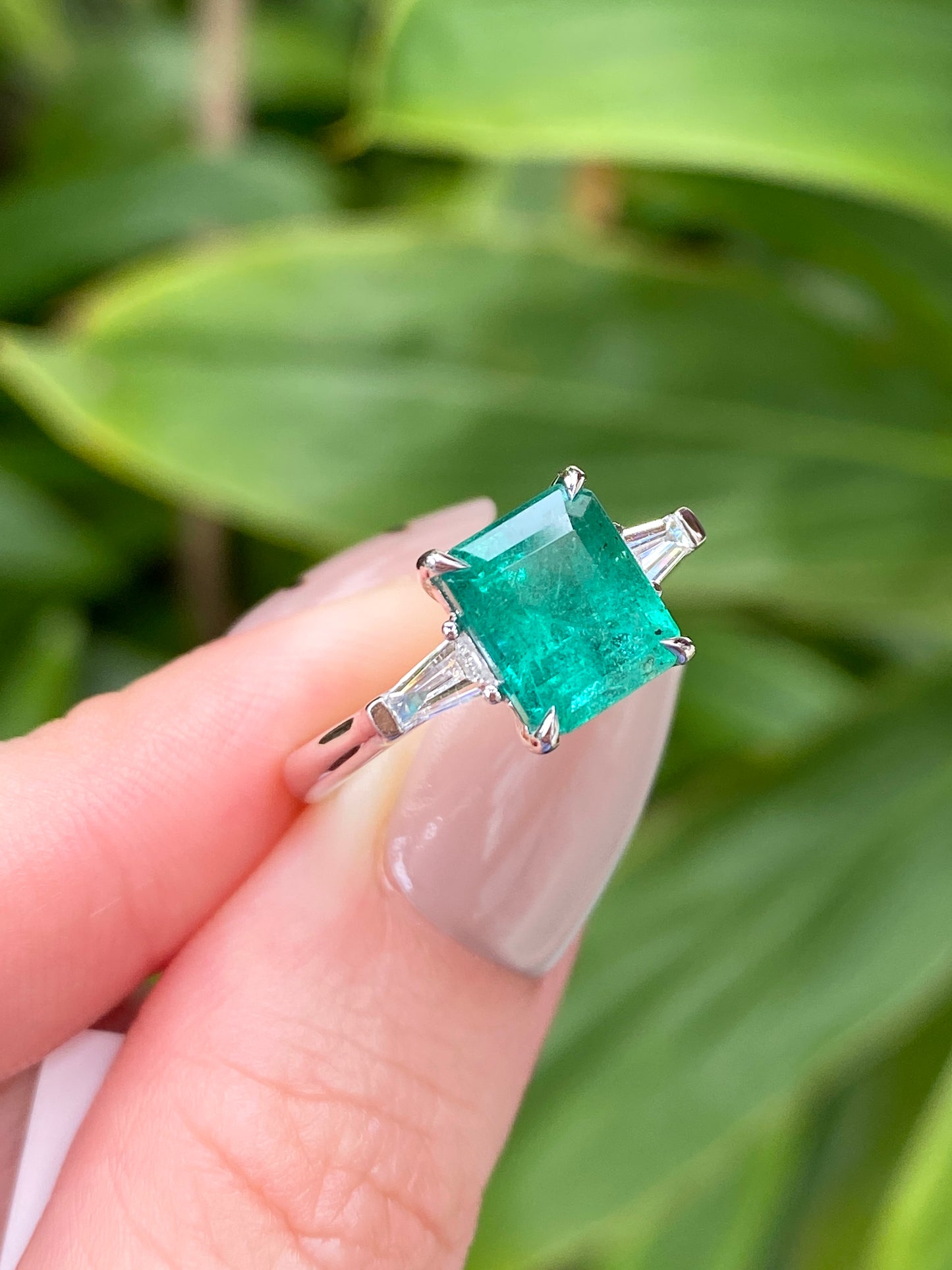 Natural Emerald 2.59ct Ring