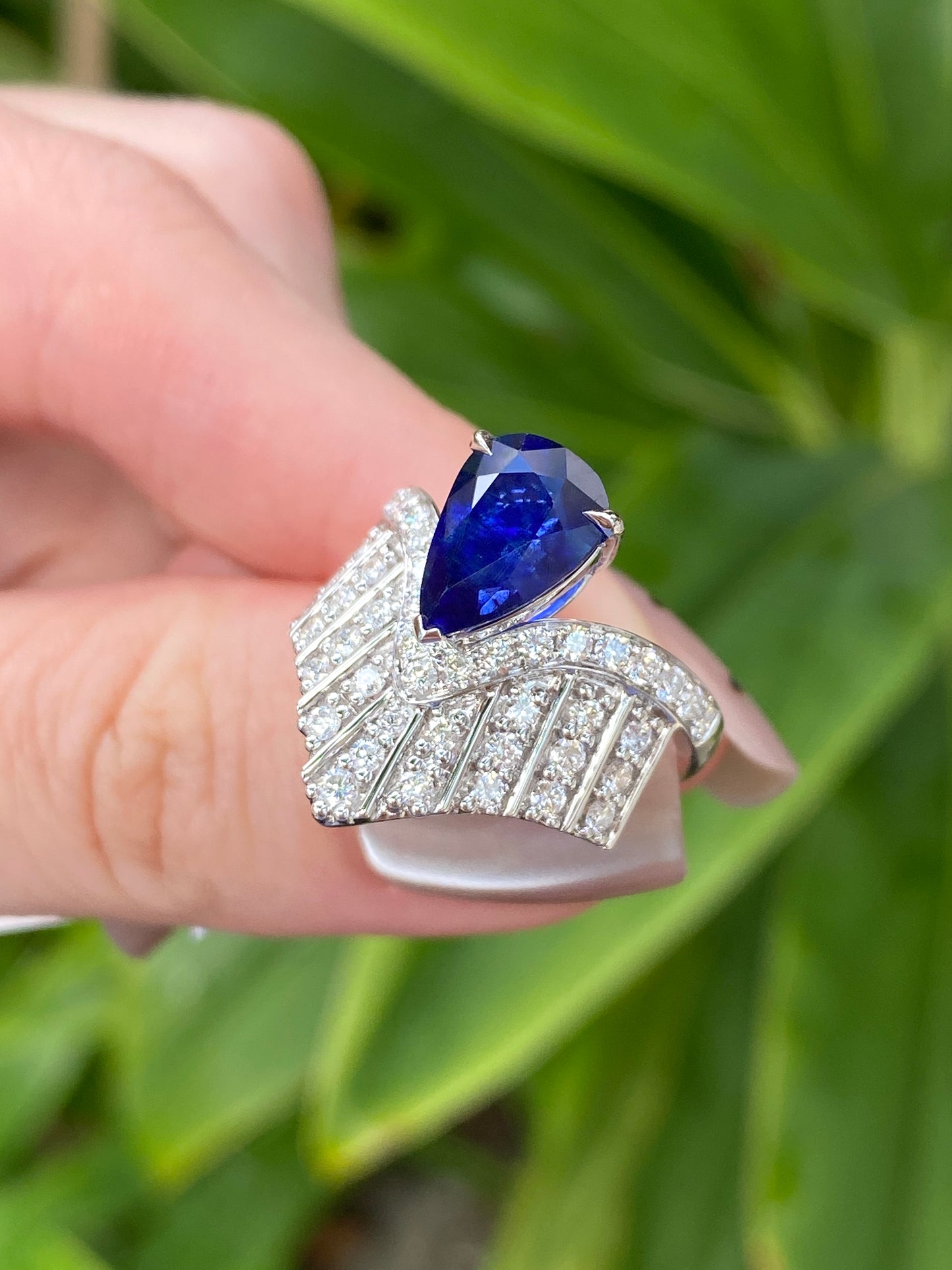 Natural Royal Blue Sapphire 3.00ct Ring
