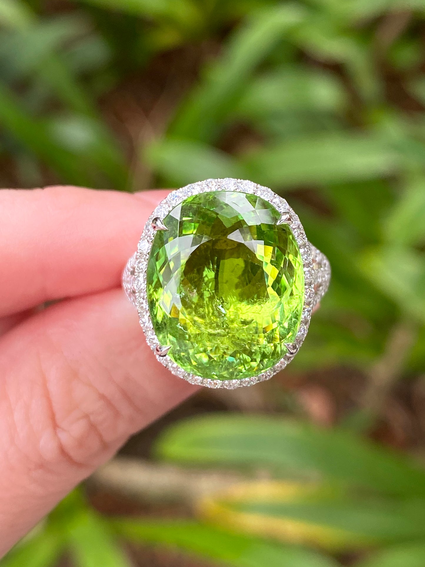 Natural Paraiba Tourmaline 14.36ct Ring