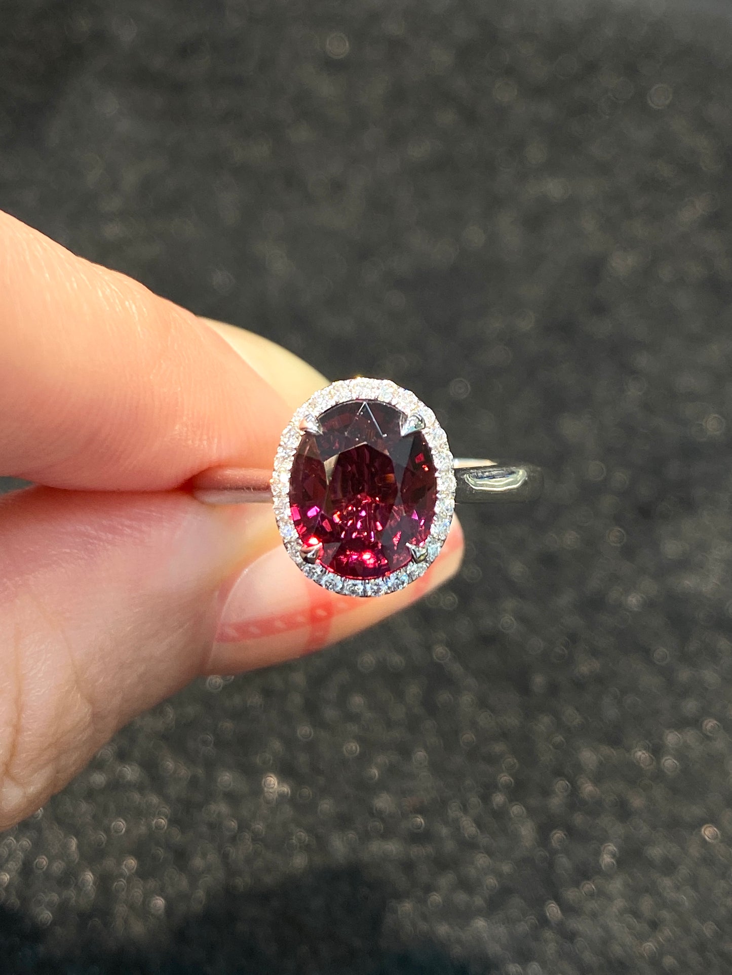 Natural Red Garnet 2.52ct Ring