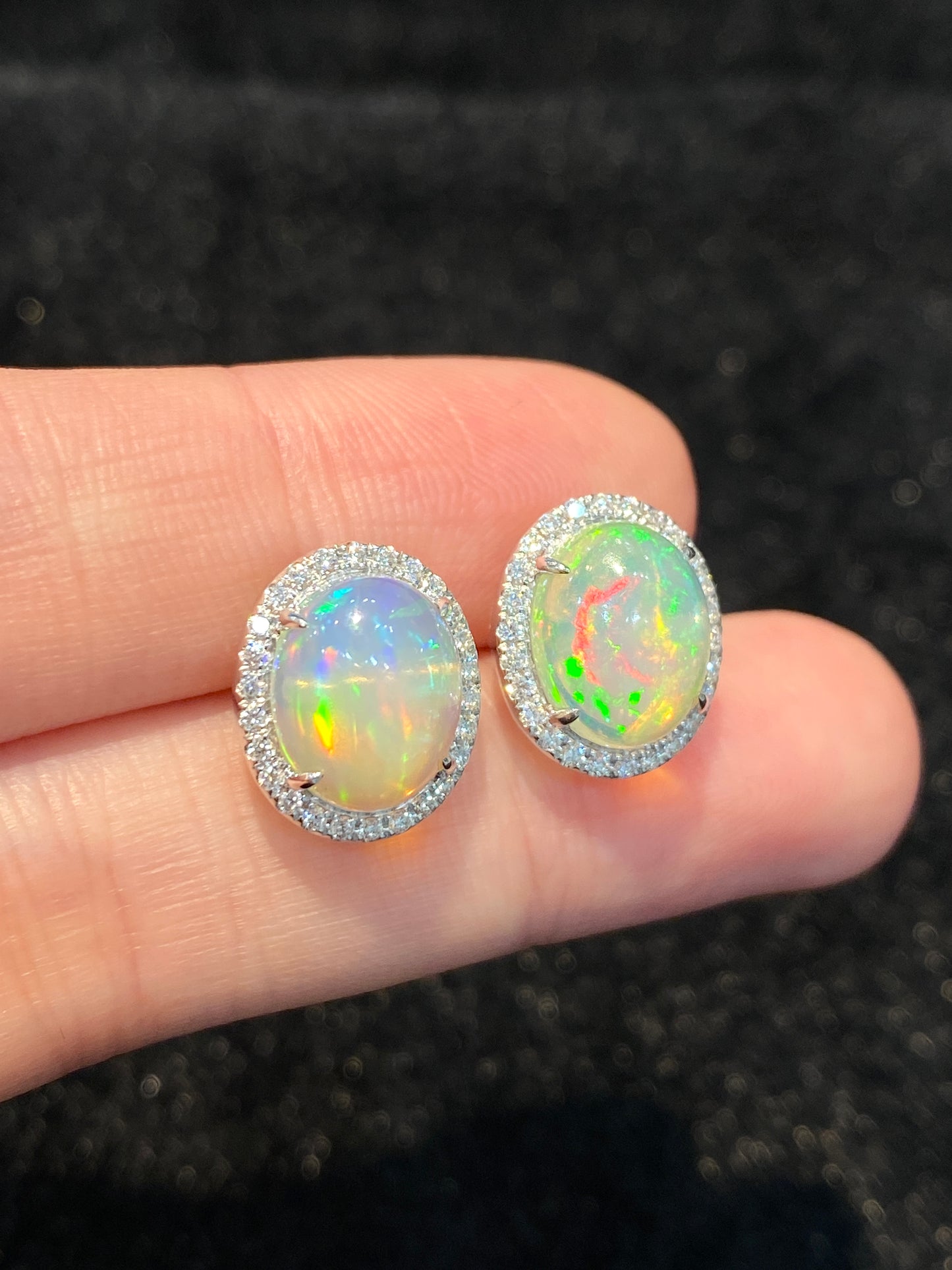 Natural Opal 3.55ct Earrings