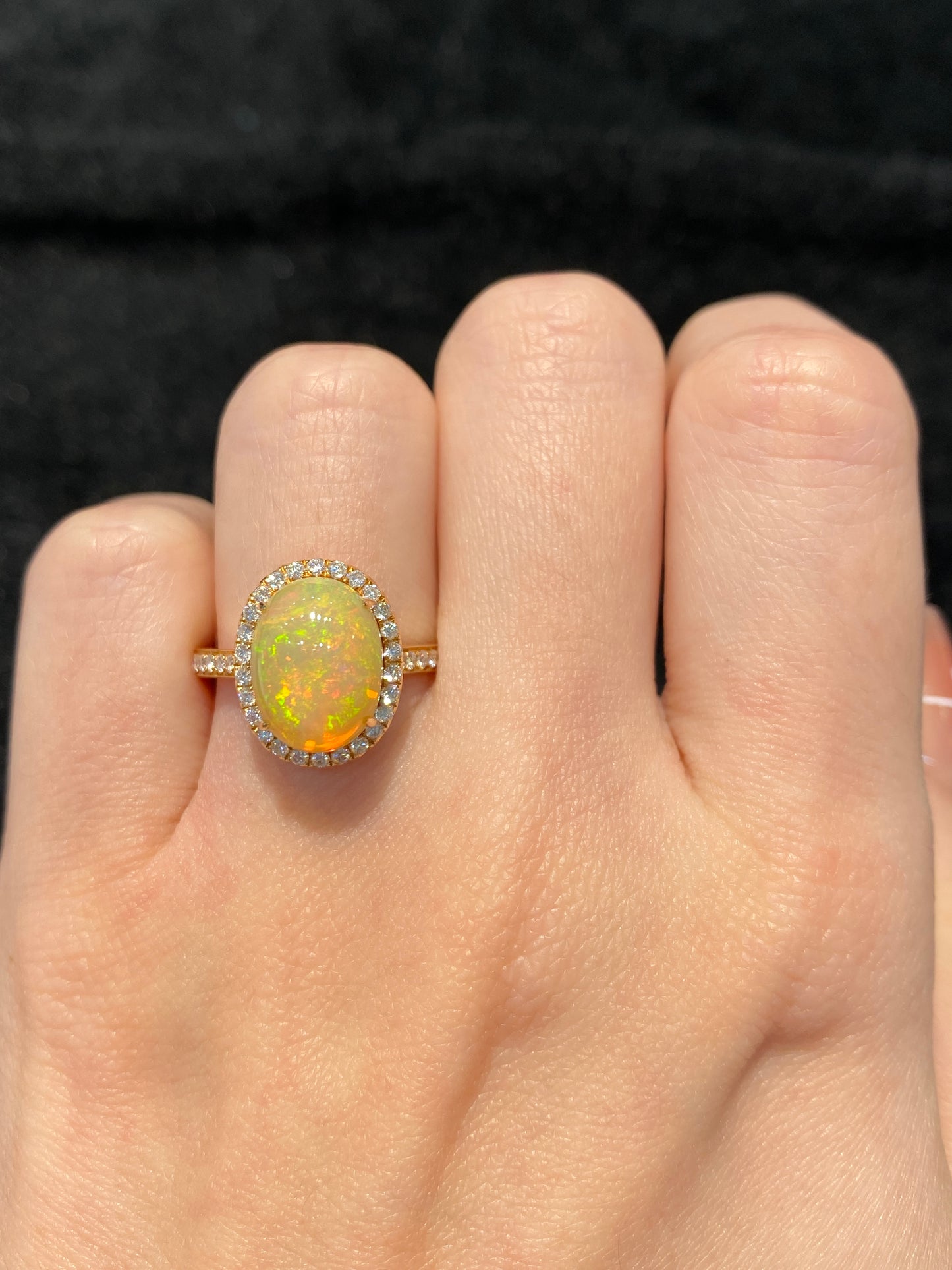 Natural Opal 3.07ct Ring