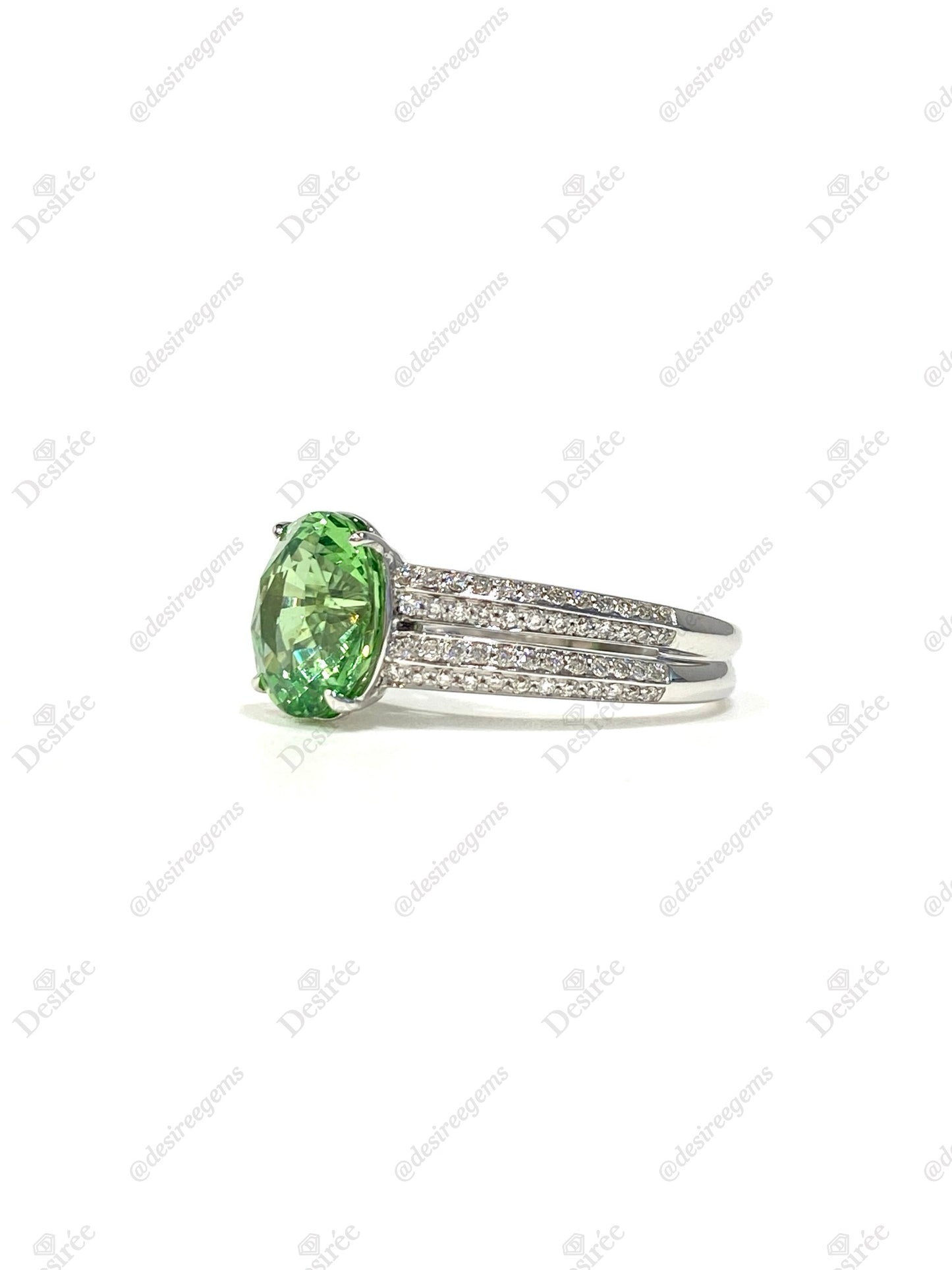 Natural Green Garnet 2.64ct Ring