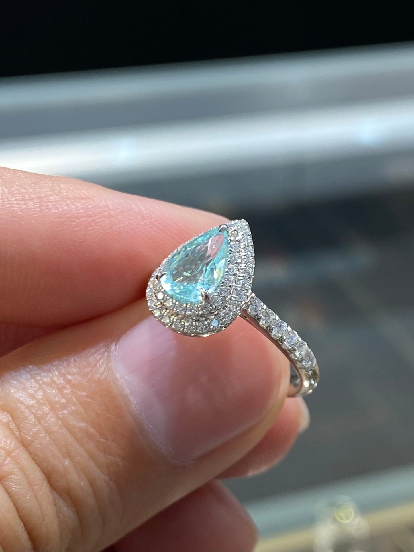 Natural Paraiba Tourmaline 0.94ct Ring