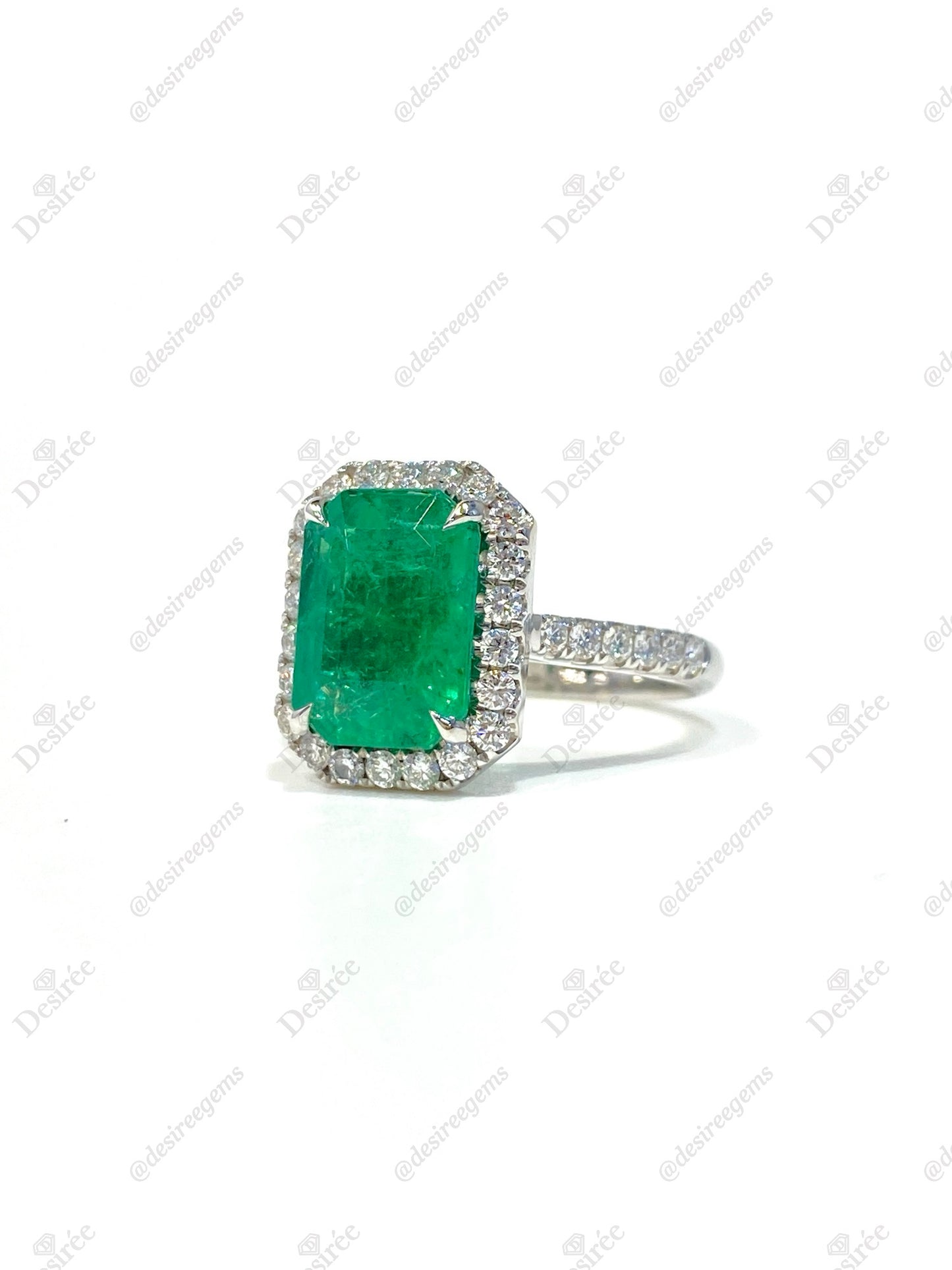 Natural Emerald 2.89ct Ring