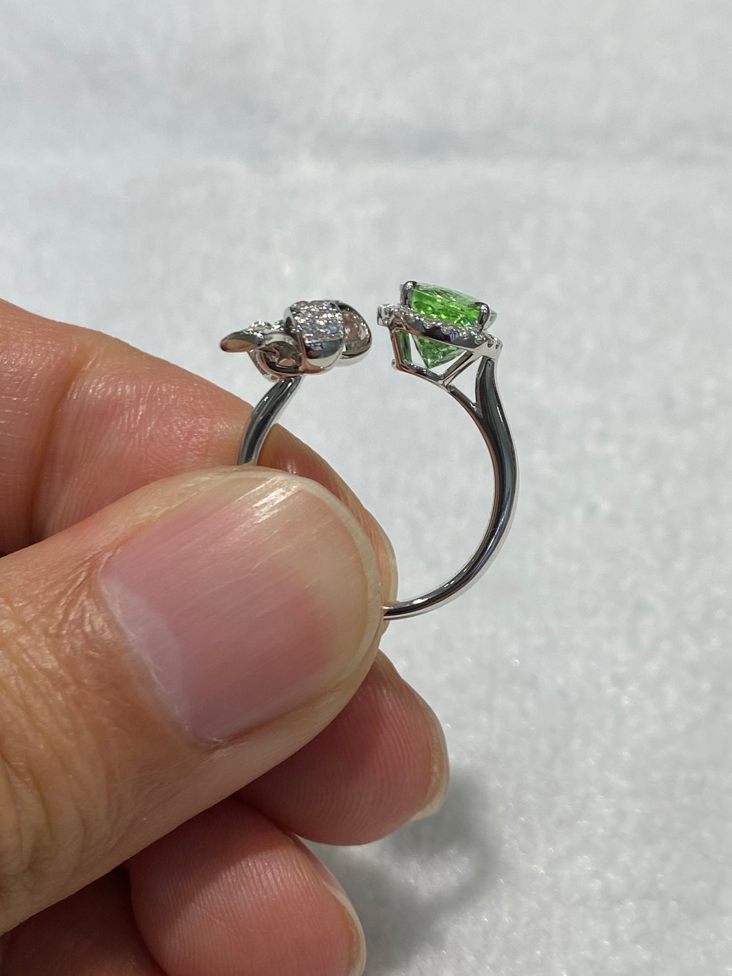 Natural Paraiba Tourmaline 2.43ct Ring