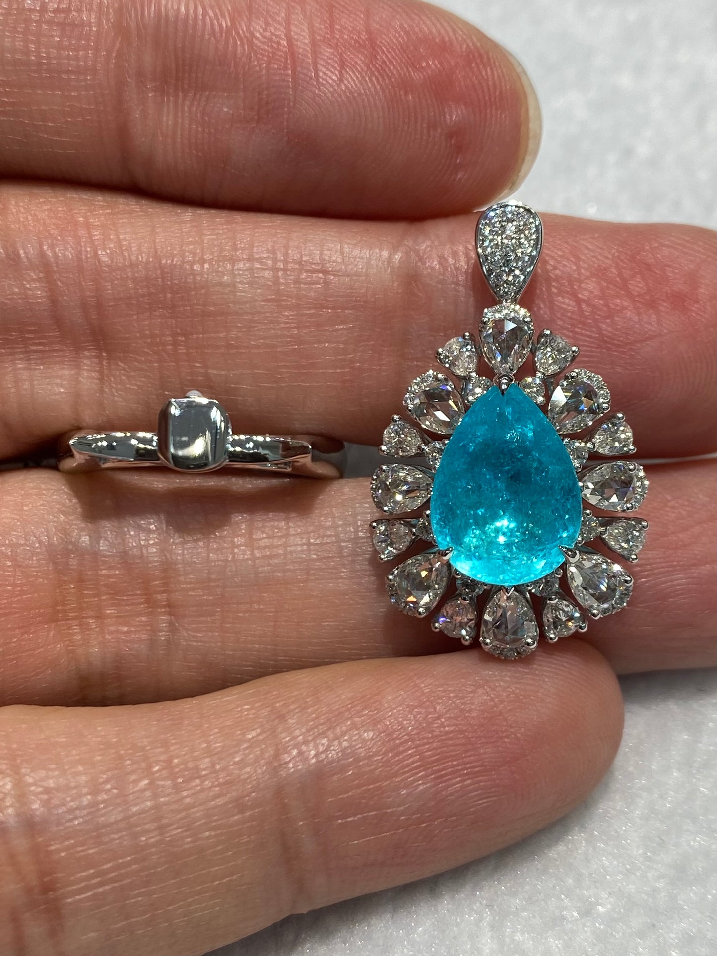 Natural Paraiba Tourmaline 4.40ct Ring / Pendant