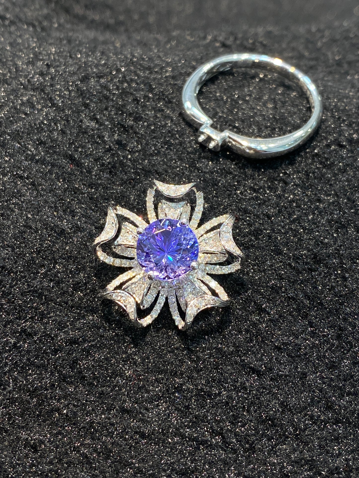 Natural Tanzanite 2.27ct Ring / Pendant 2 Way Wear Jewellery