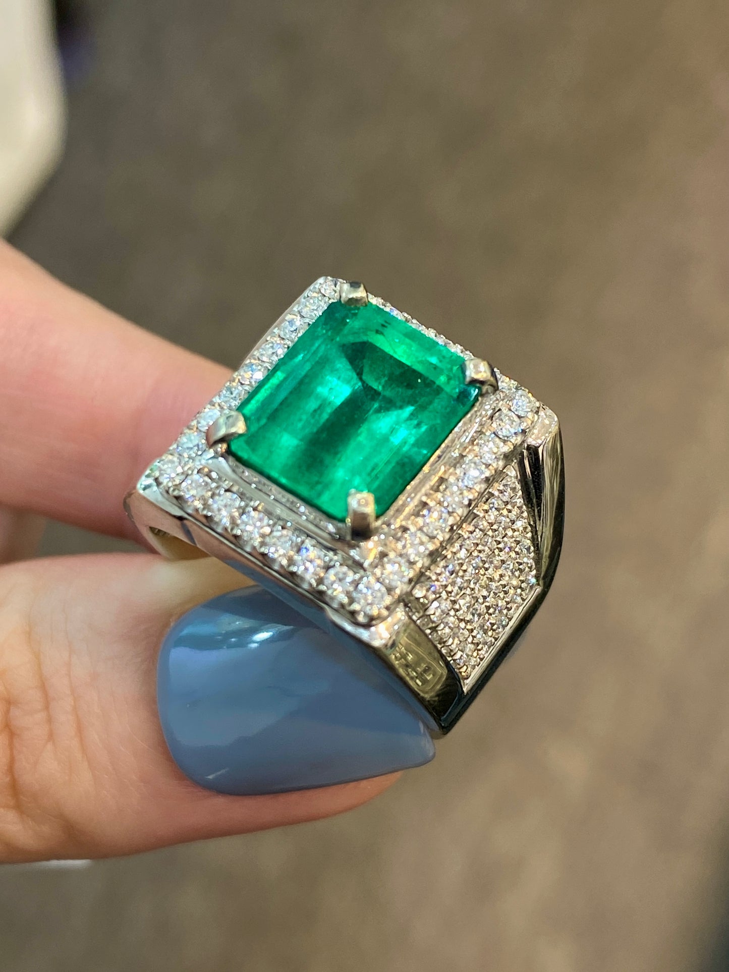 Natural Emerald 5.89ct Ring