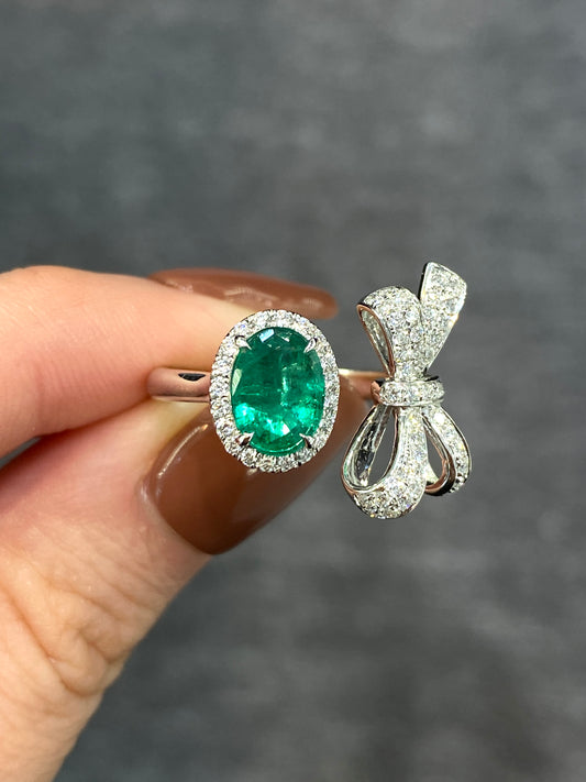 Natural Emerald 1.01ct Ring set with Natural Diamonds in 18K White Gold Singapore Gemstone Fine Jewelry