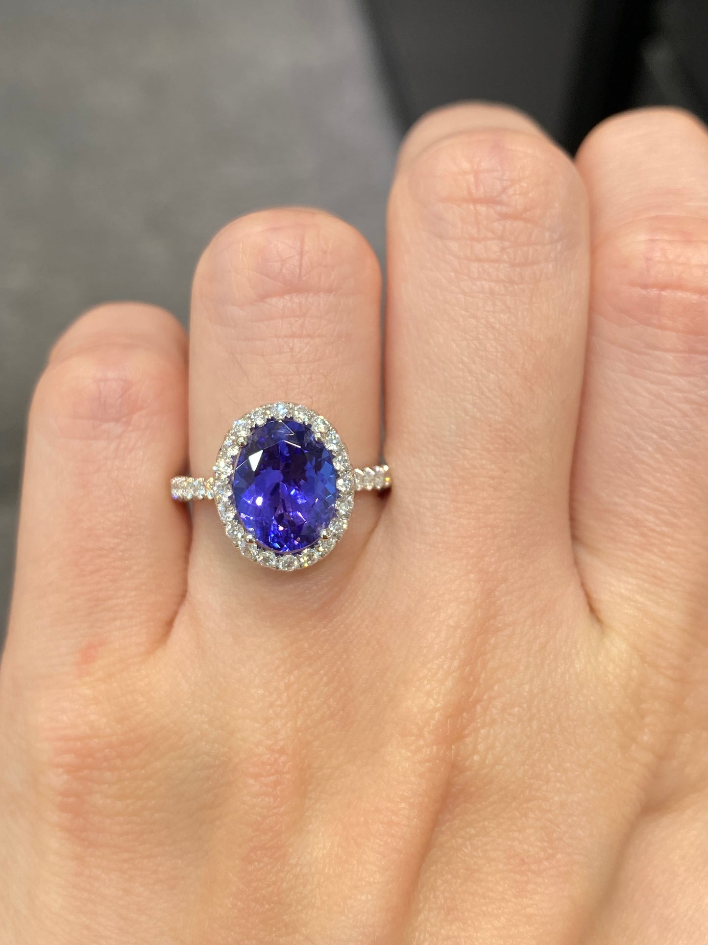 Natural Tanzanite 2.49ct Ring