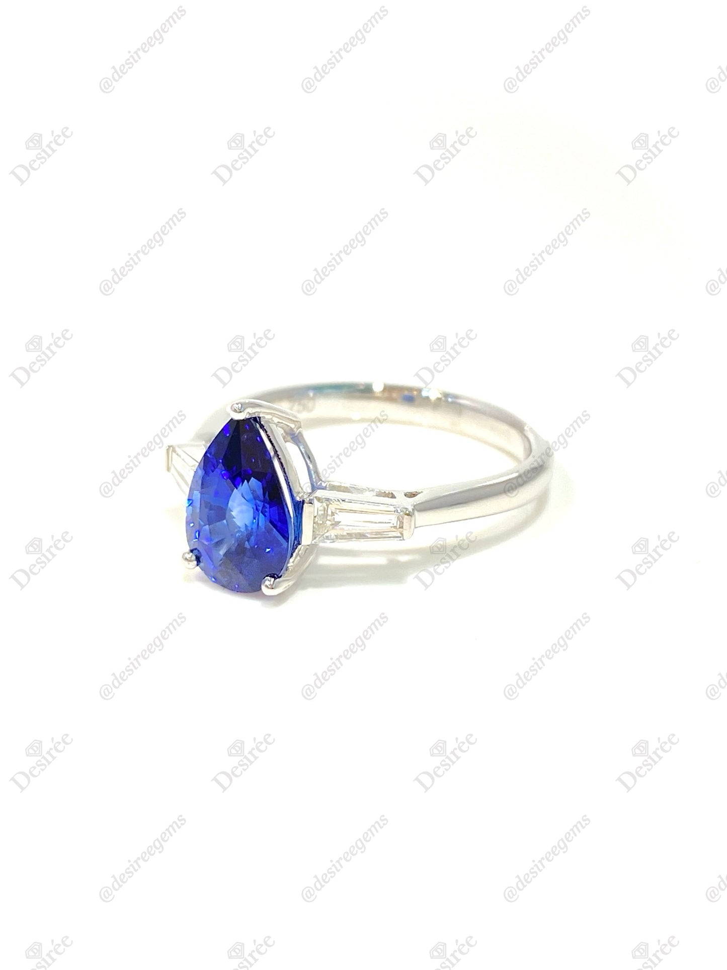 Natural Blue Sapphire 2.10ct Ring