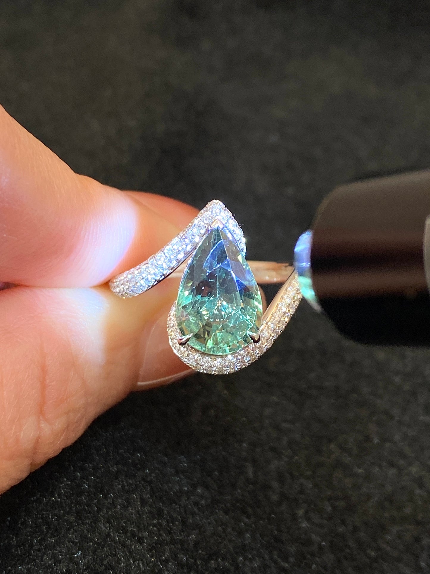 Natural Color Change Sapphire 3.87ct Ring