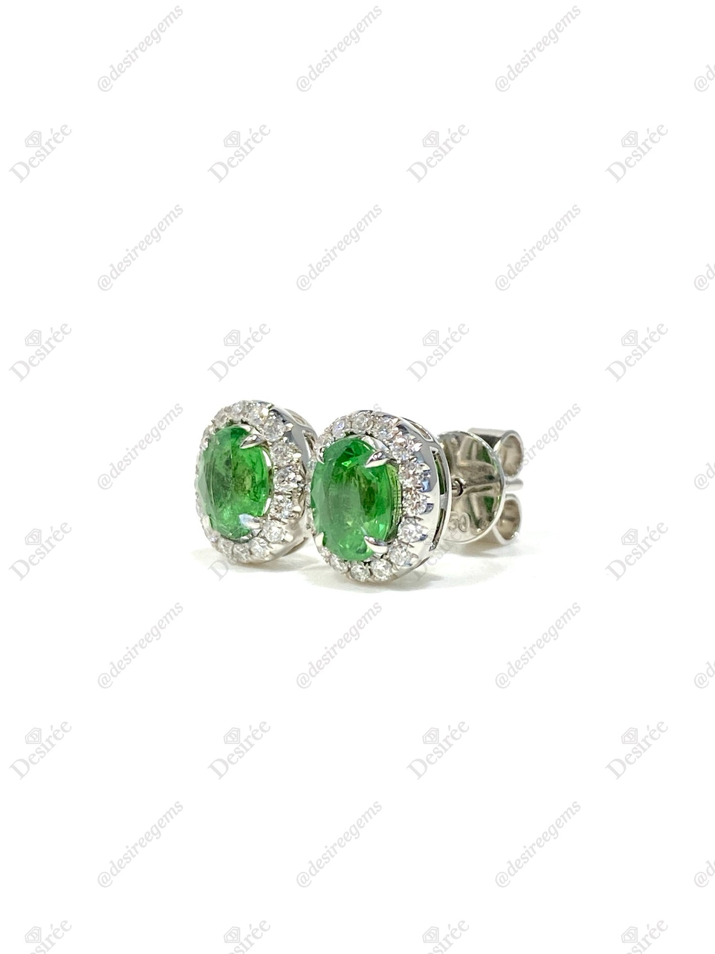Natural Green Garnet (Tsavorite) 1.40ct Earrings