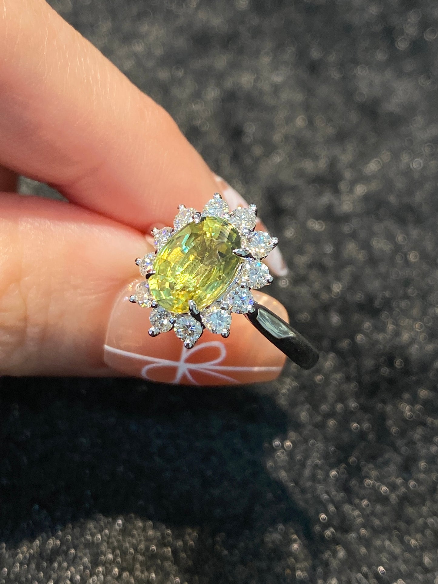 Natural Unheated Yellowish Green Sapphire Ring 2.28ct