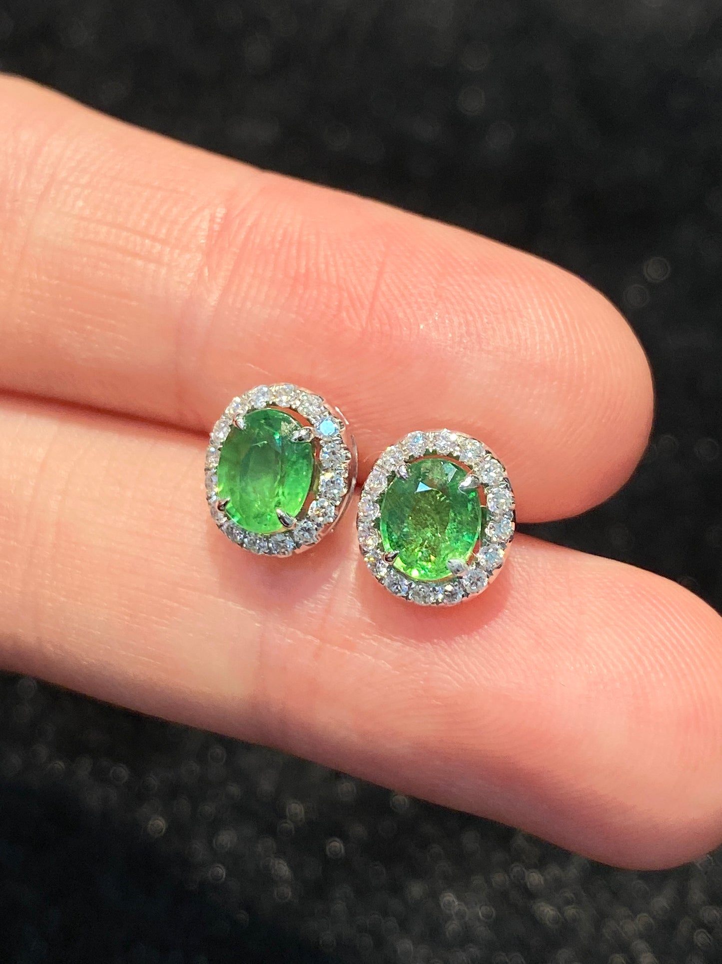 Natural Green Garnet (Tsavorite) 1.40ct Earrings