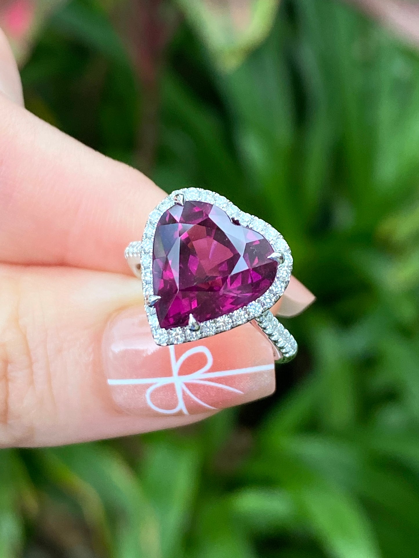 Natural Rhodolite Garnet 7.90ct Ring