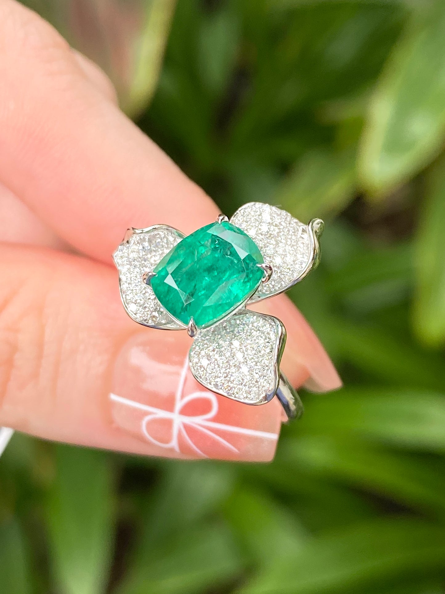 Natural Emerald 2.60ct Ring