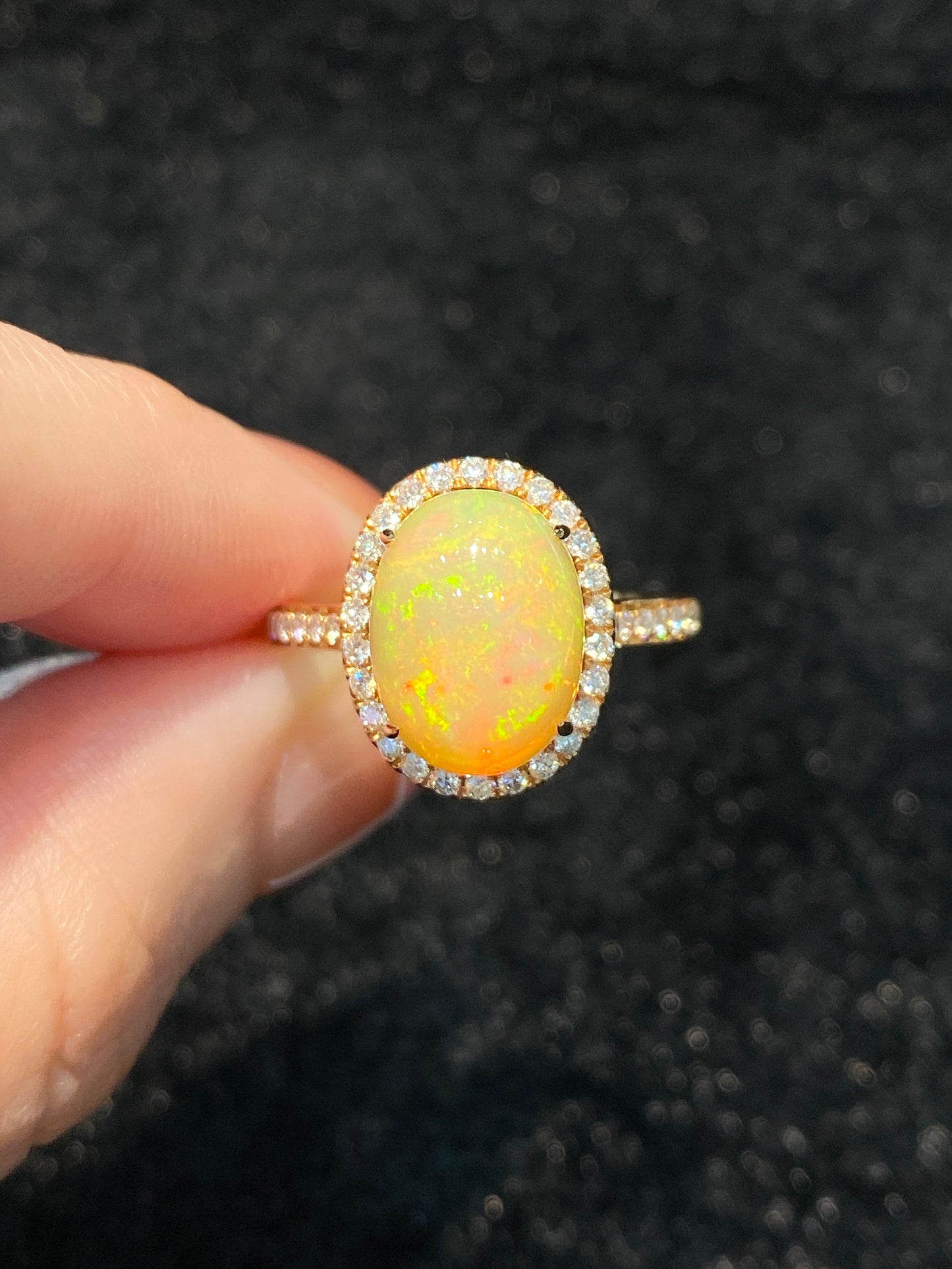 Natural Opal 3.07ct Ring