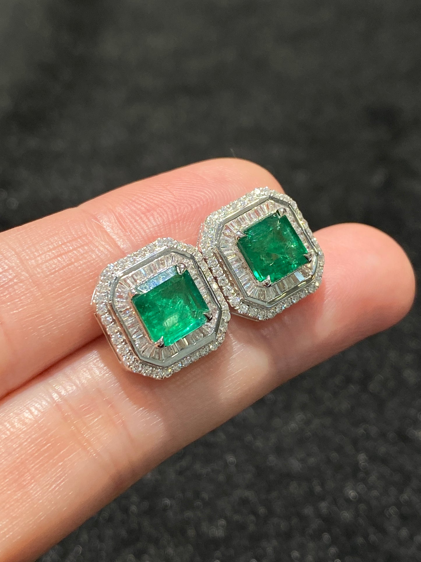 Natural Emerald 2.70ct Earrings