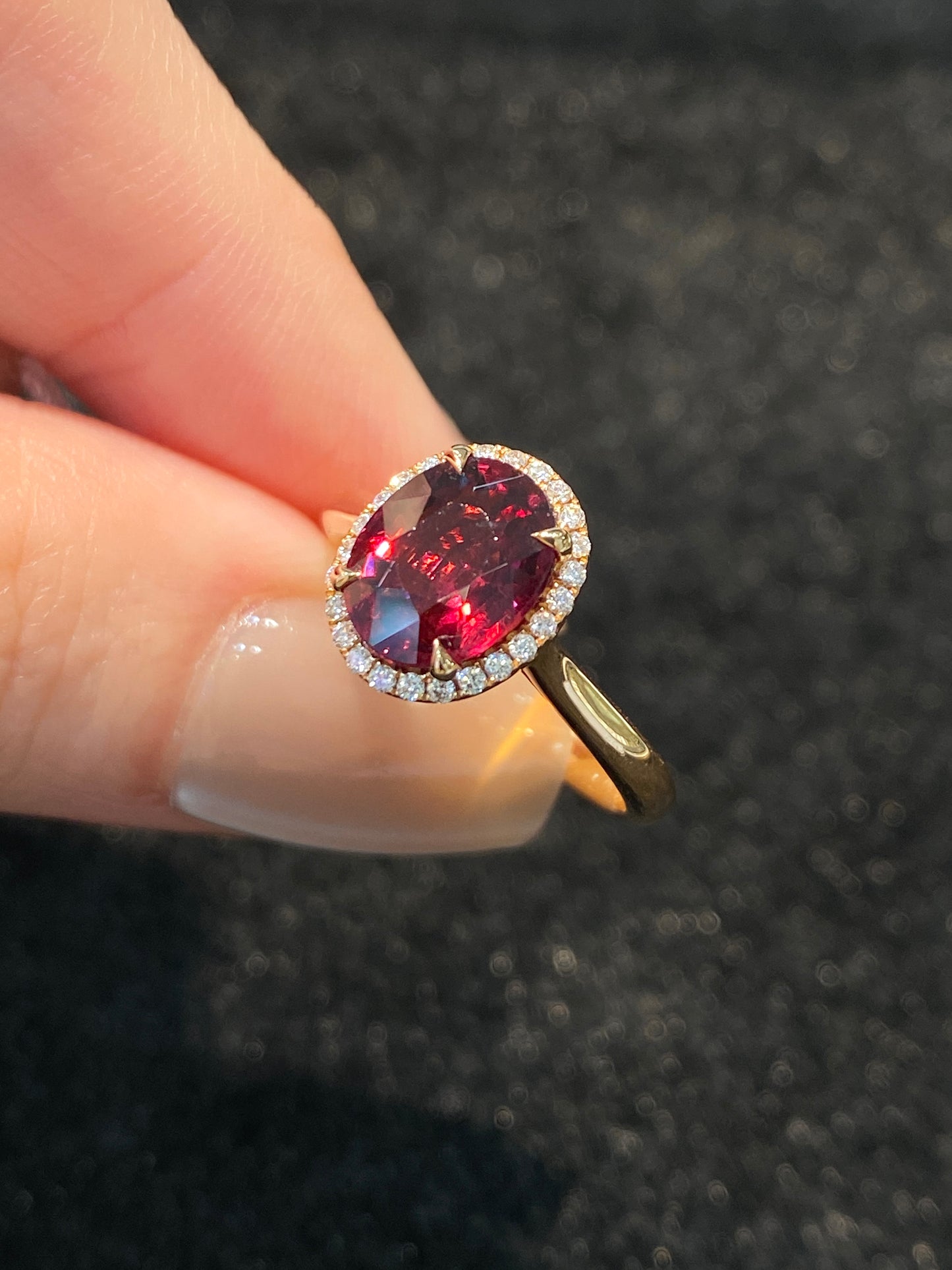 Natural Red Garnet 2.58ct Ring