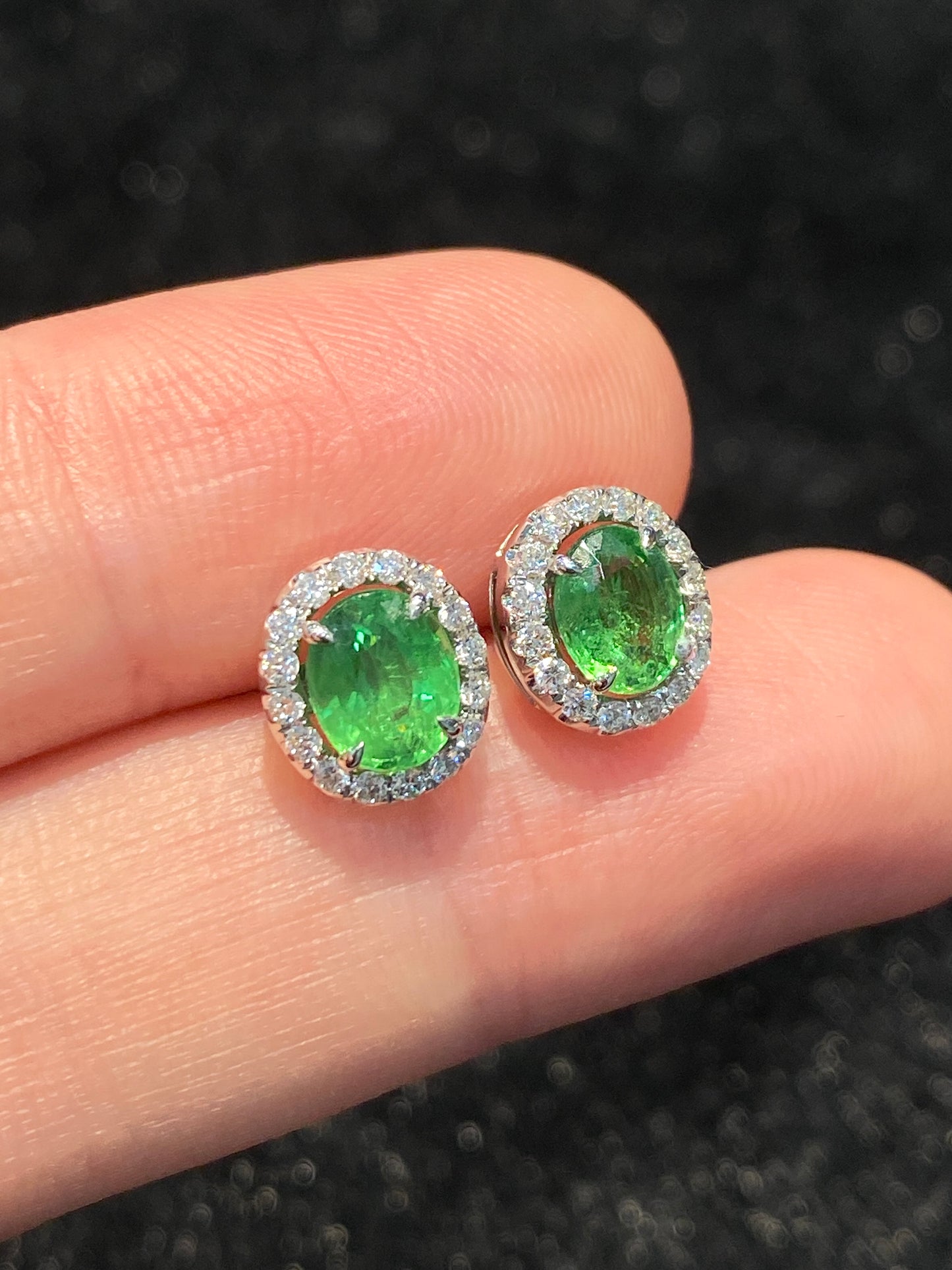 Natural Green Garnet (Tsavorite) 1.40ct Earrings