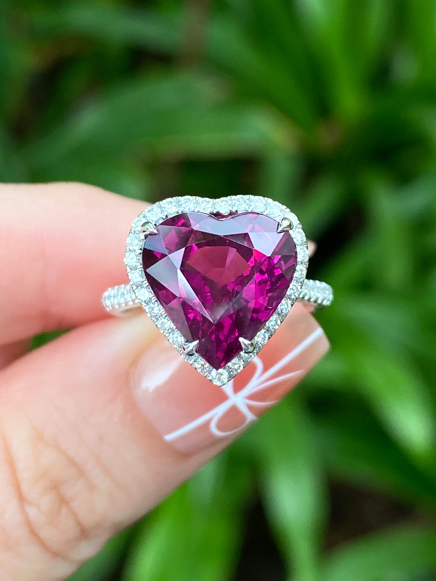Natural Rhodolite Garnet 7.90ct Ring