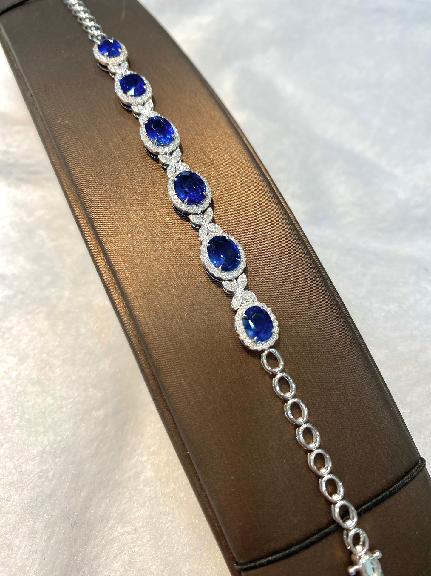 Natural Blue Sapphire 5.81ct Bracelet Set With Natural Diamond In 18K White Gold Singapore Fine Jewellery