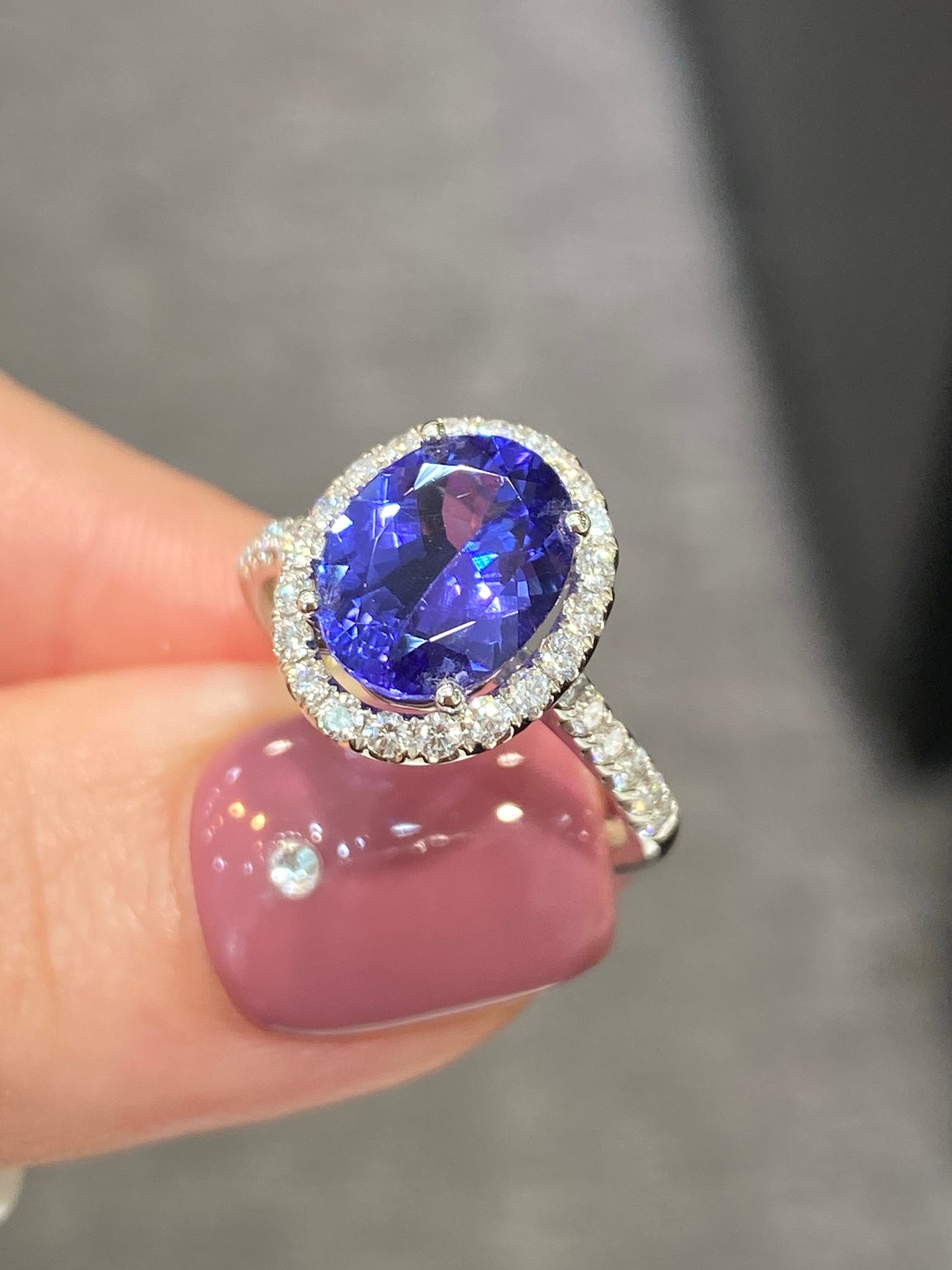 Natural Tanzanite 2.49ct Ring