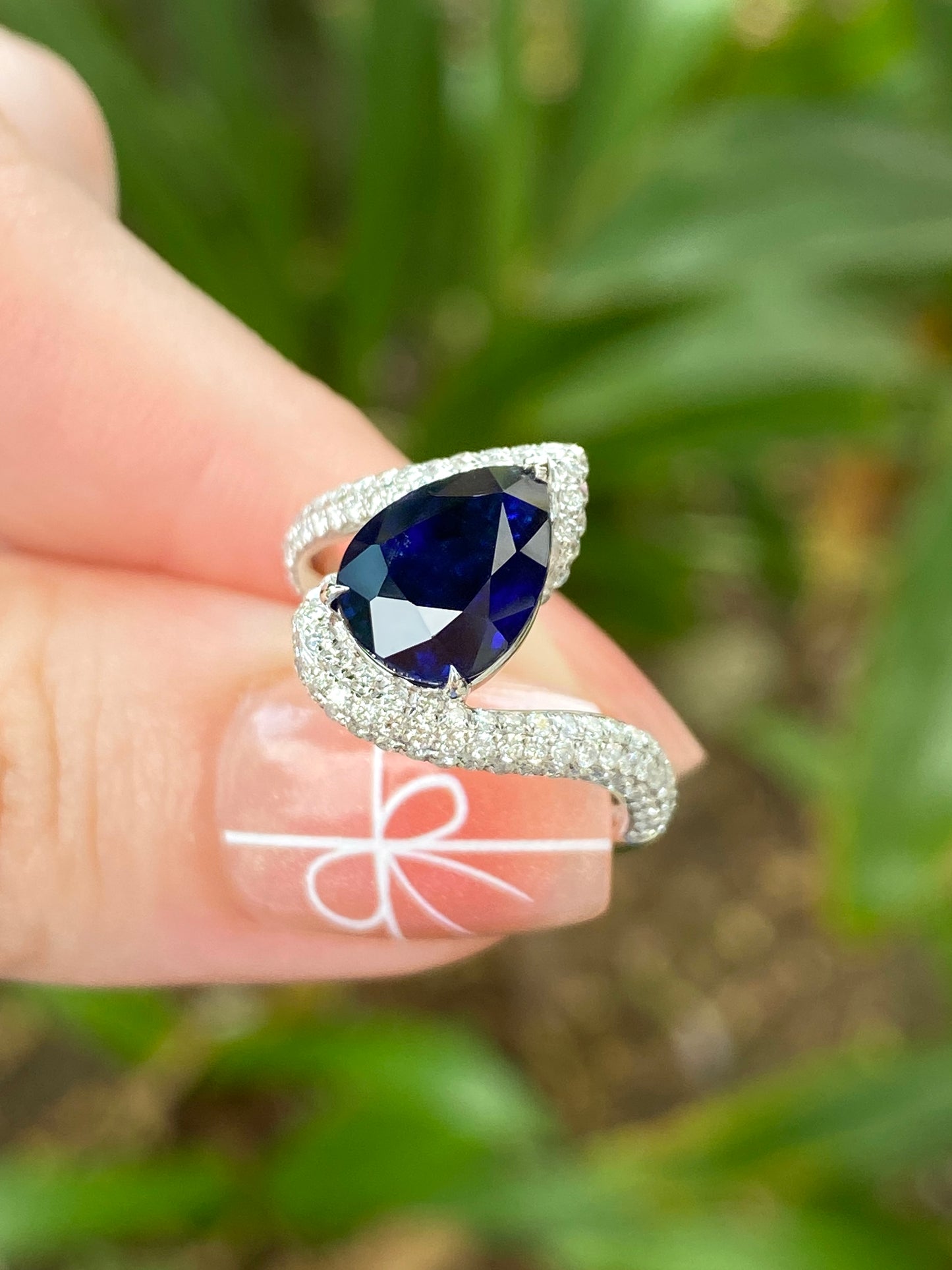 Natural Royal Blue Sapphire 3.37ct Ring
