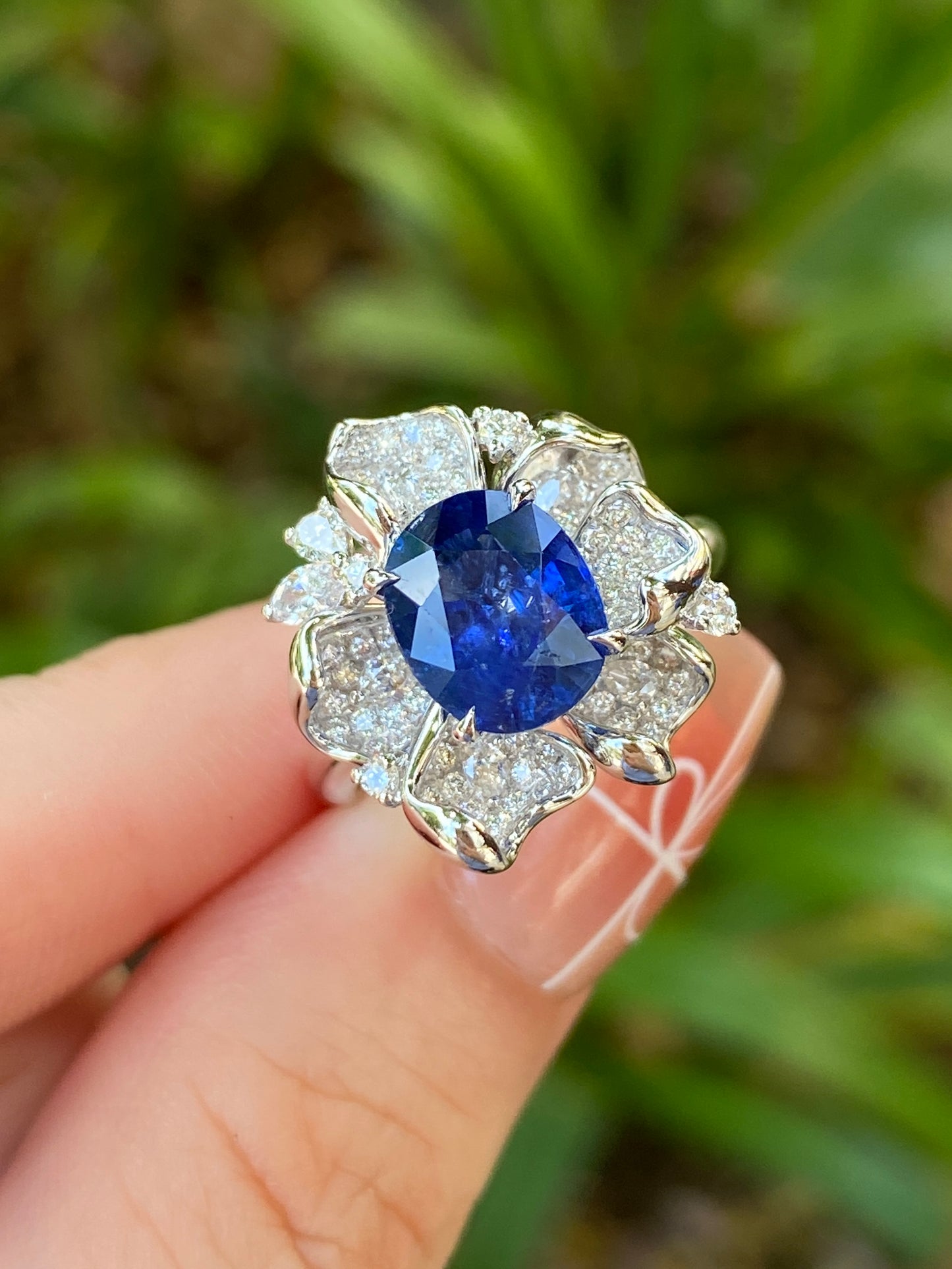 Natural Royal Blue Sapphire 2.98ct Ring