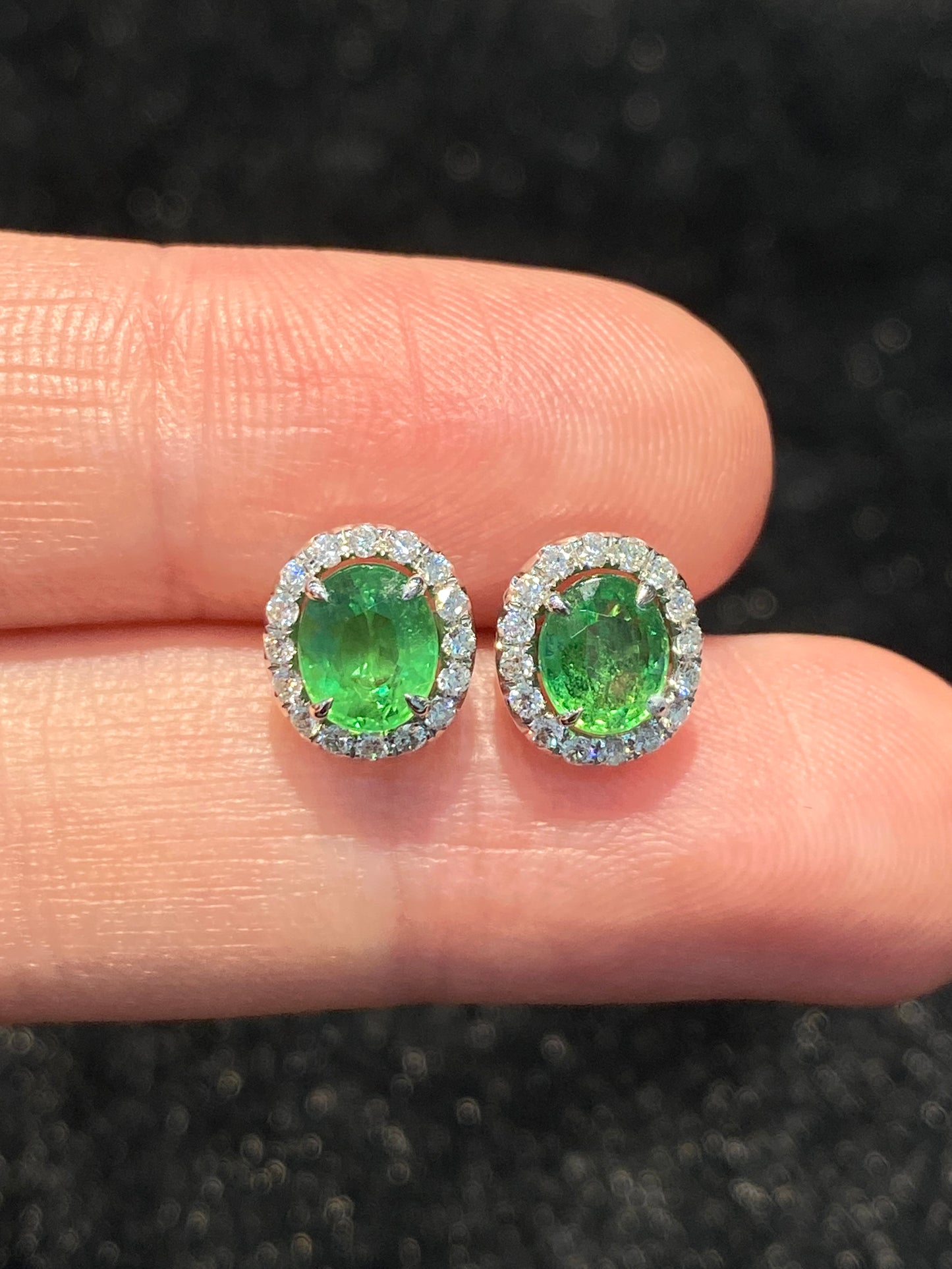 Natural Green Garnet (Tsavorite) 1.40ct Earrings
