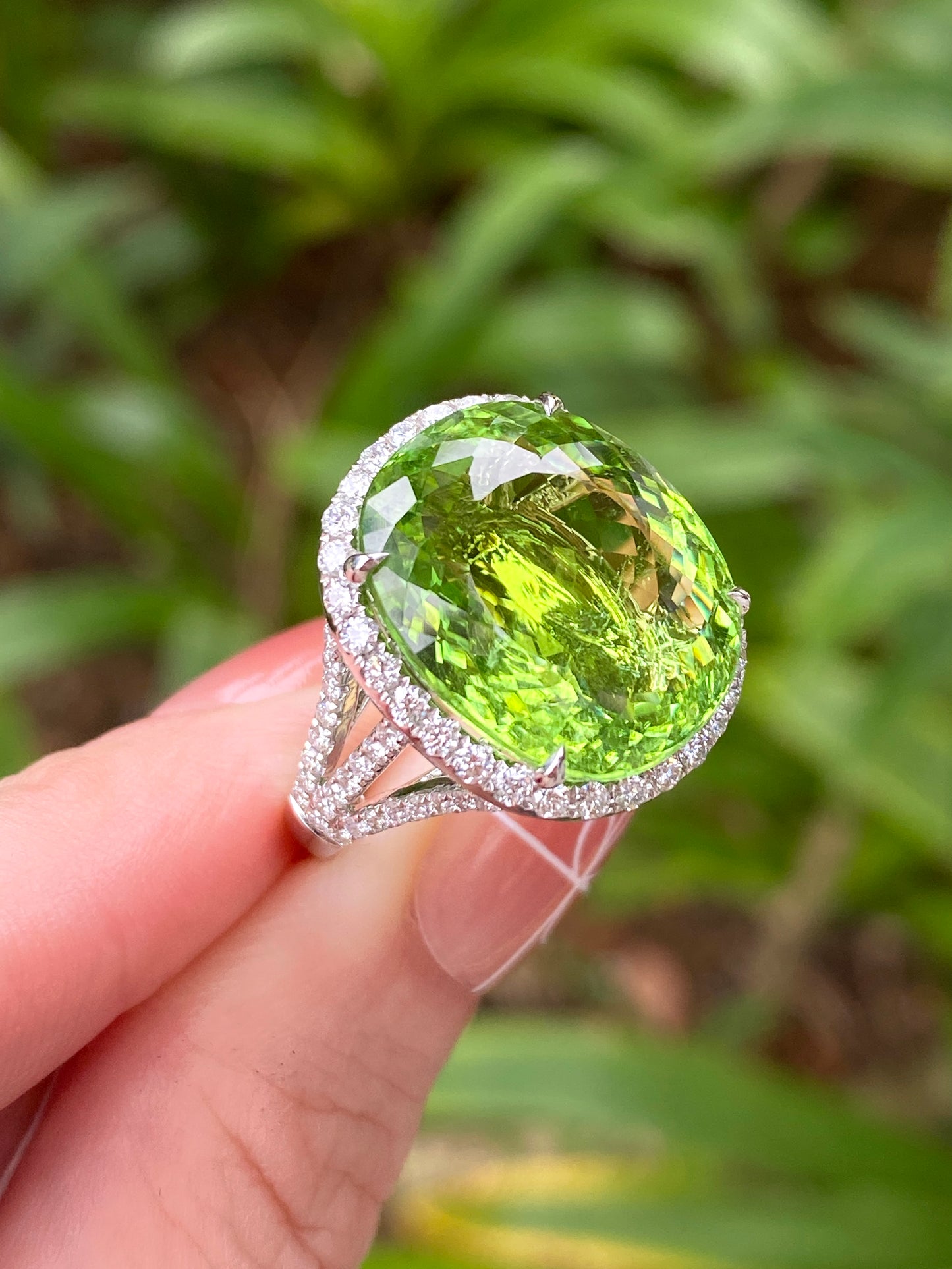 Natural Paraiba Tourmaline 14.36ct Ring