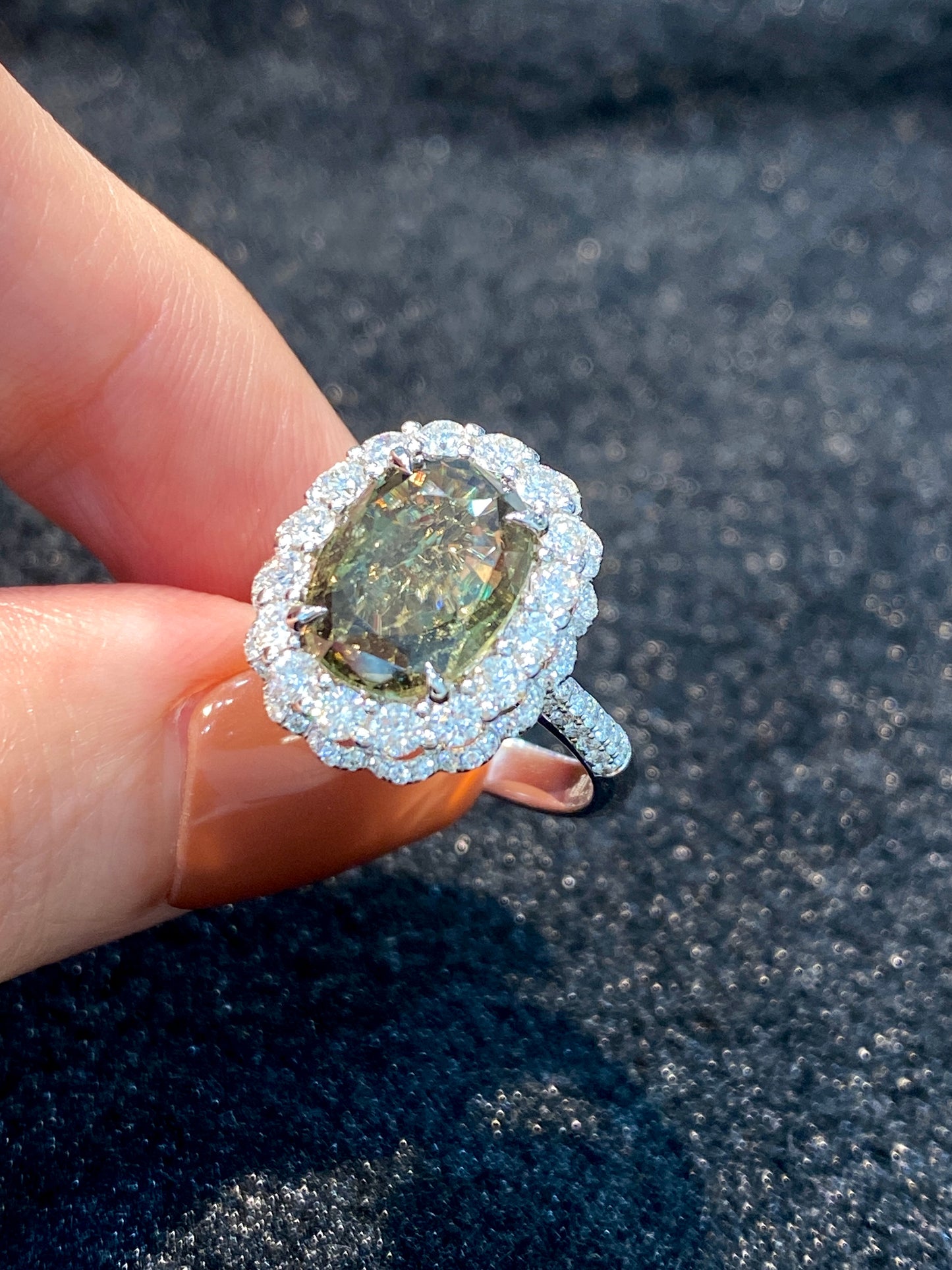 Natural Color Change Sapphire 3.93ct Ring