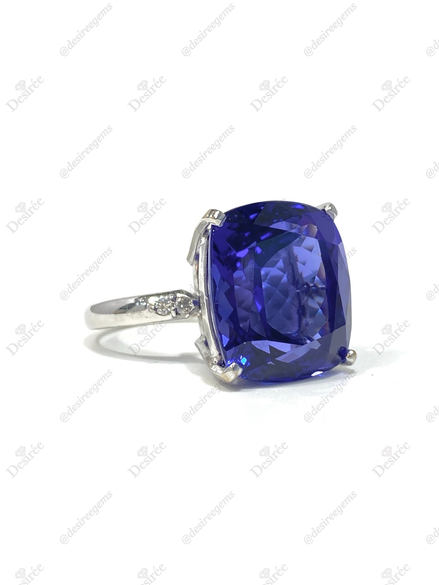 Natural Tanzanite 22.09ct Ring