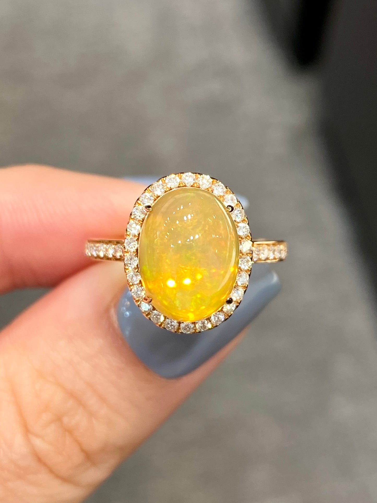Natural Opal 3.07ct Ring