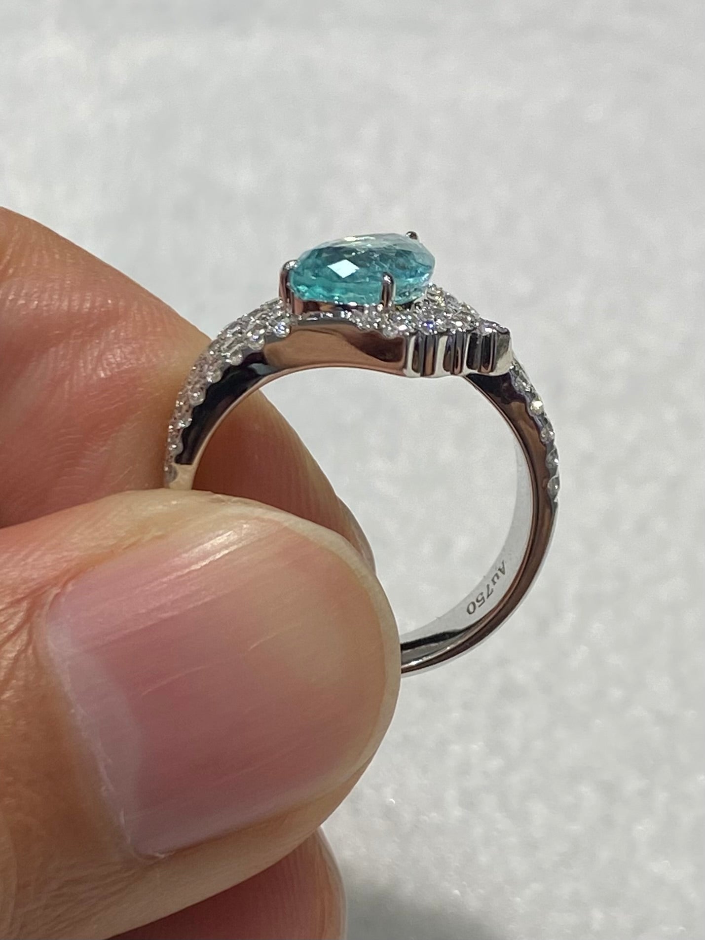 Natural Paraiba Tourmaline 1.91ct Ring