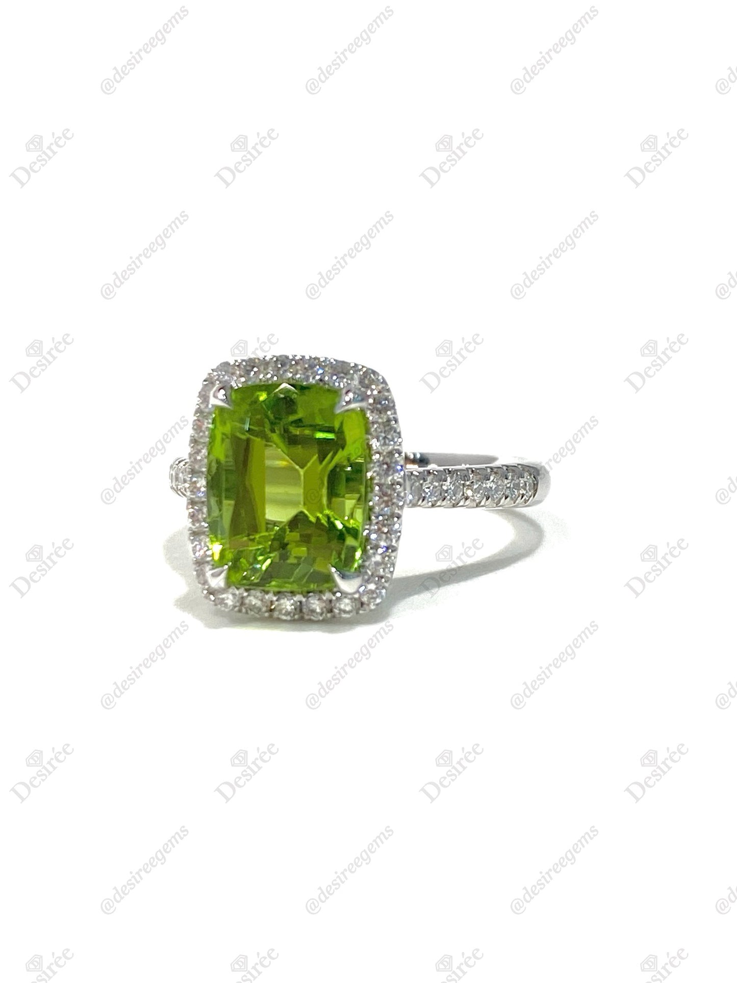 Natural Peridot 3.72ct Ring
