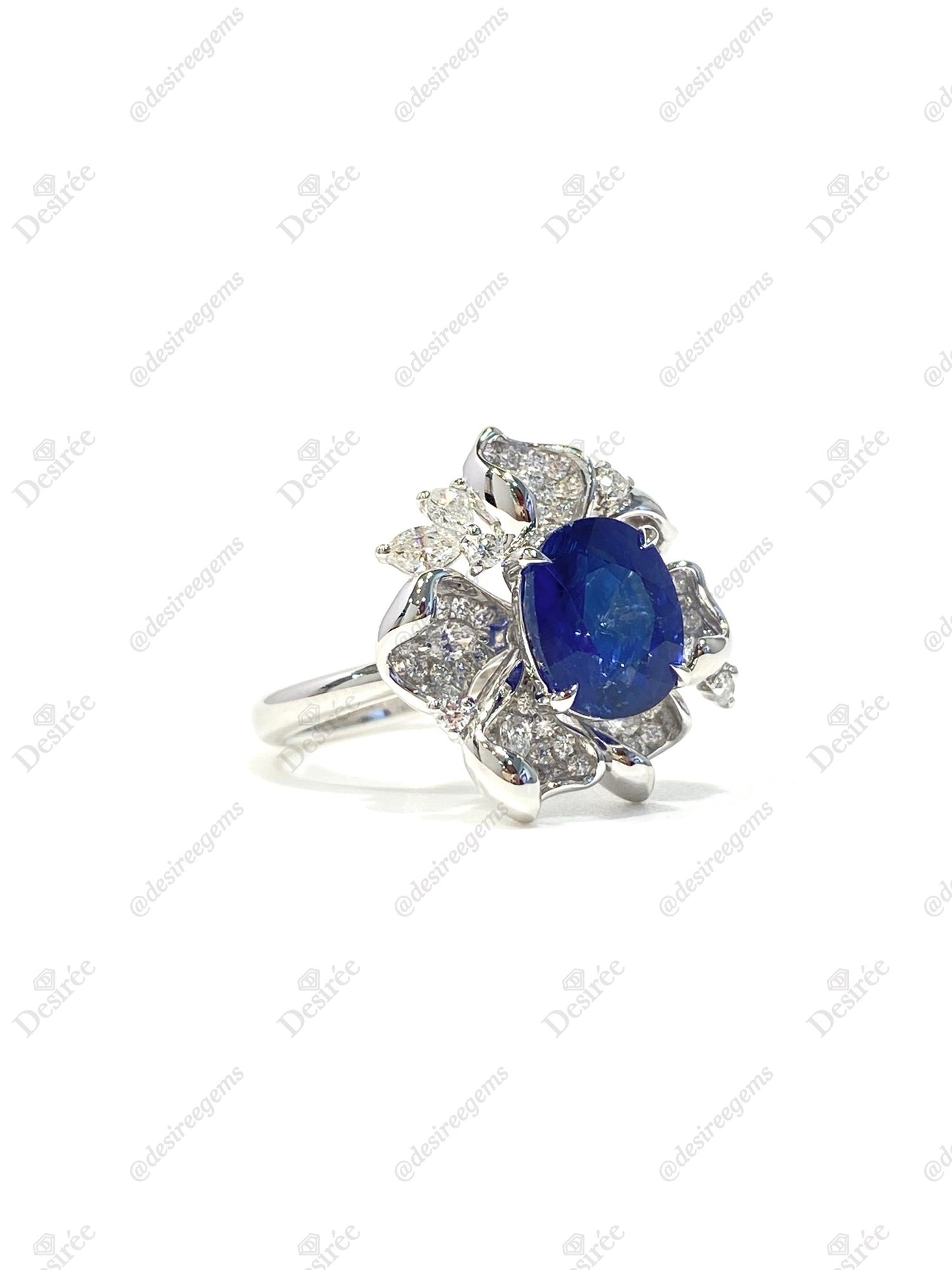 Natural Royal Blue Sapphire 2.98ct Ring