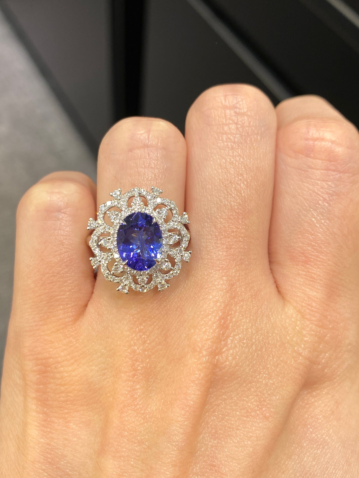 Natural Tanzanite 2.23ct Ring