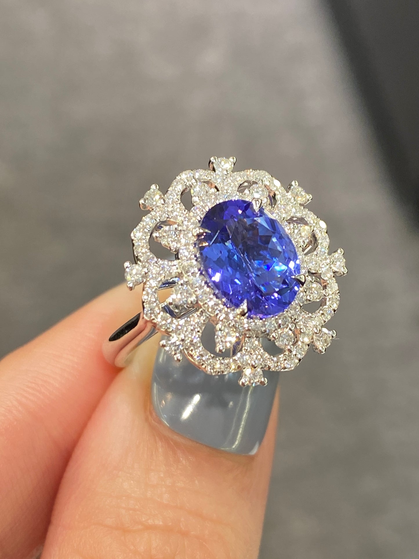 Natural Tanzanite 2.23ct Ring