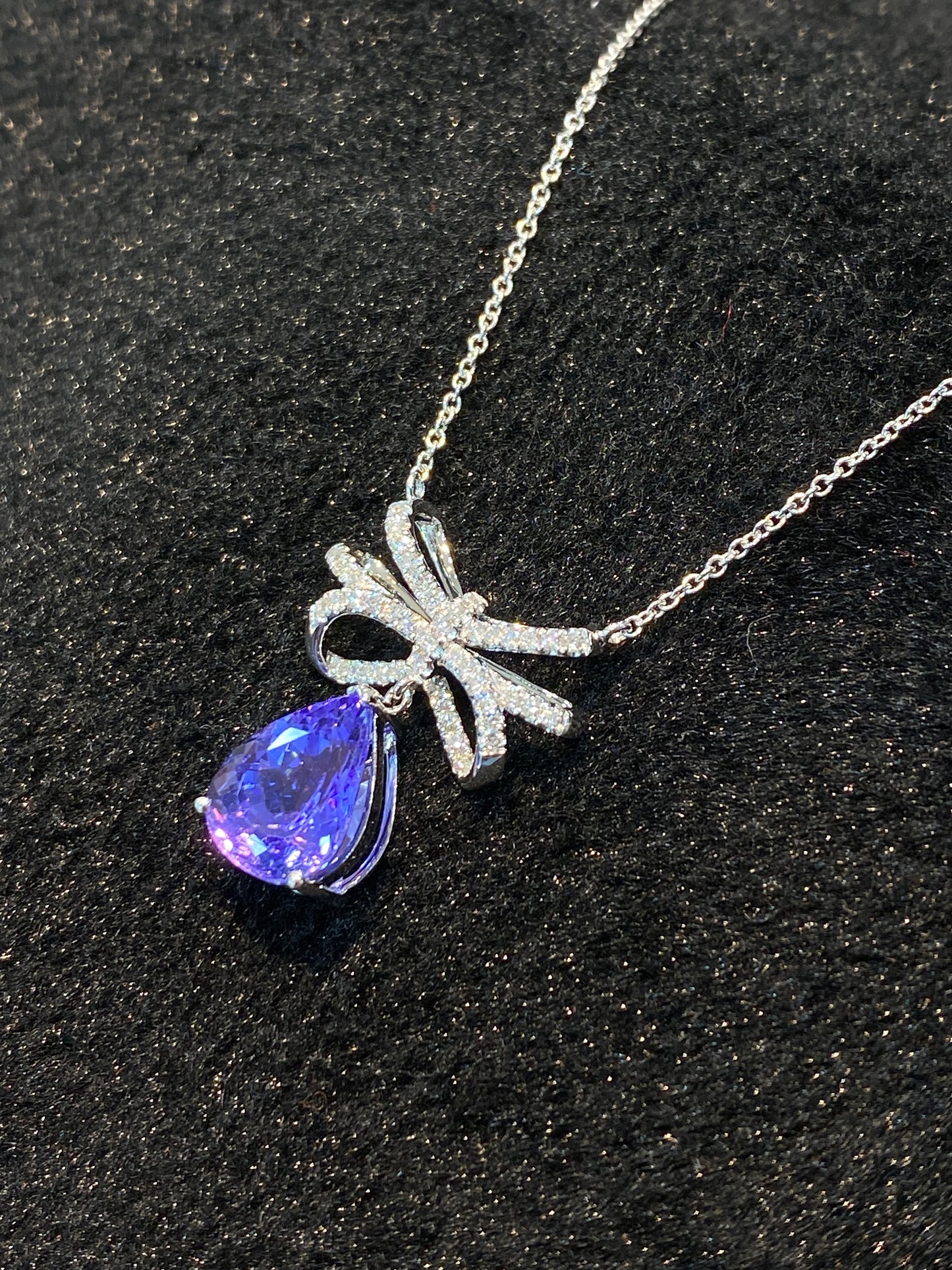 Natural Tanzanite 3.22ct Necklace