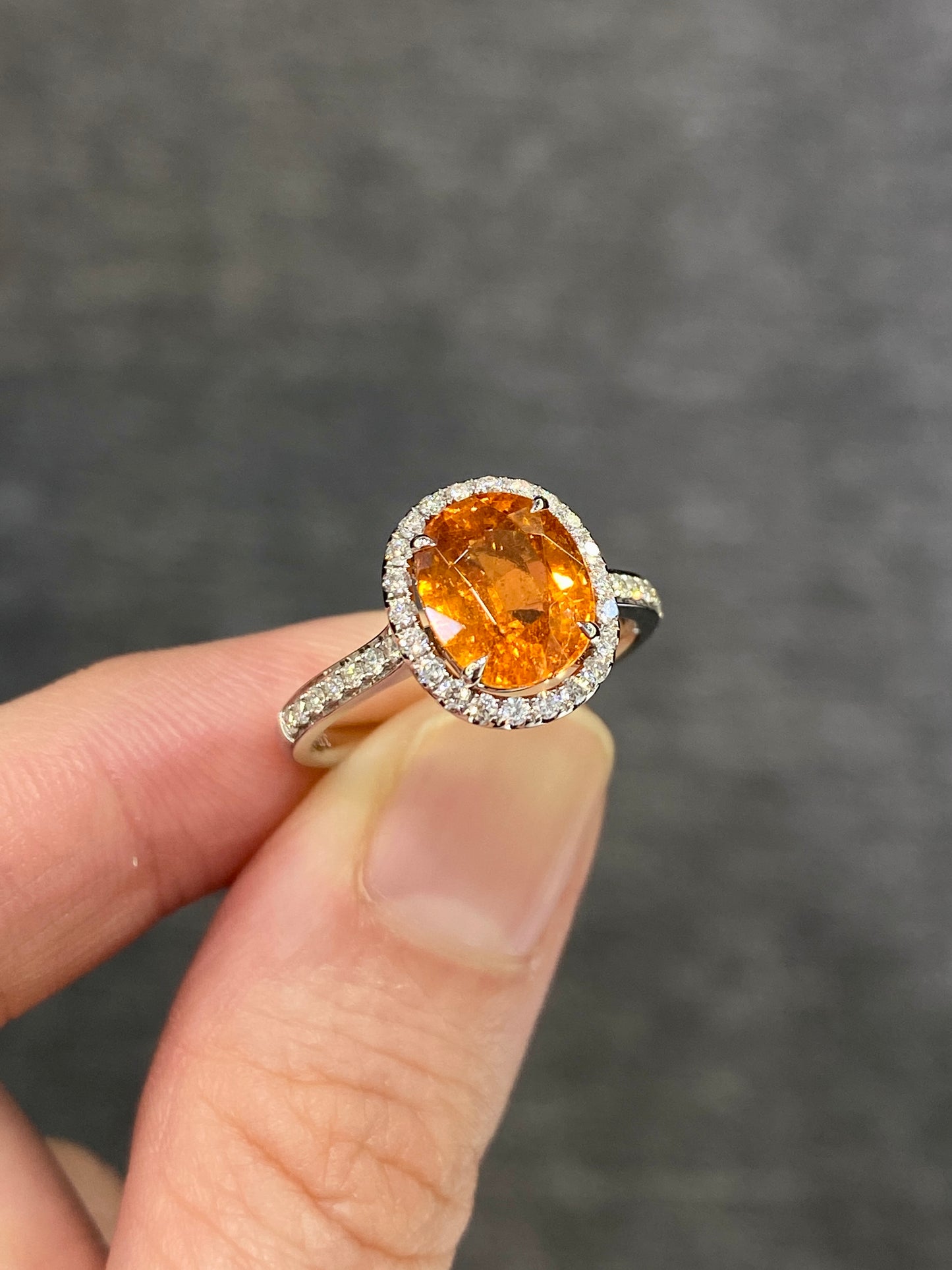 Natural Mandarin Garnet 3.37ct Ring
