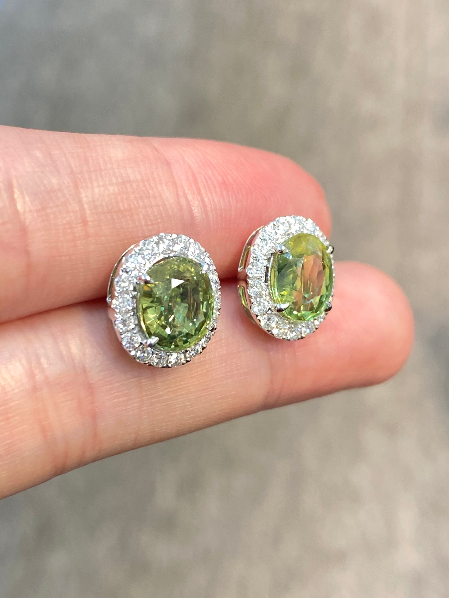 Natural Unheated Yellowish Green Sapphire Ring 4.76ct