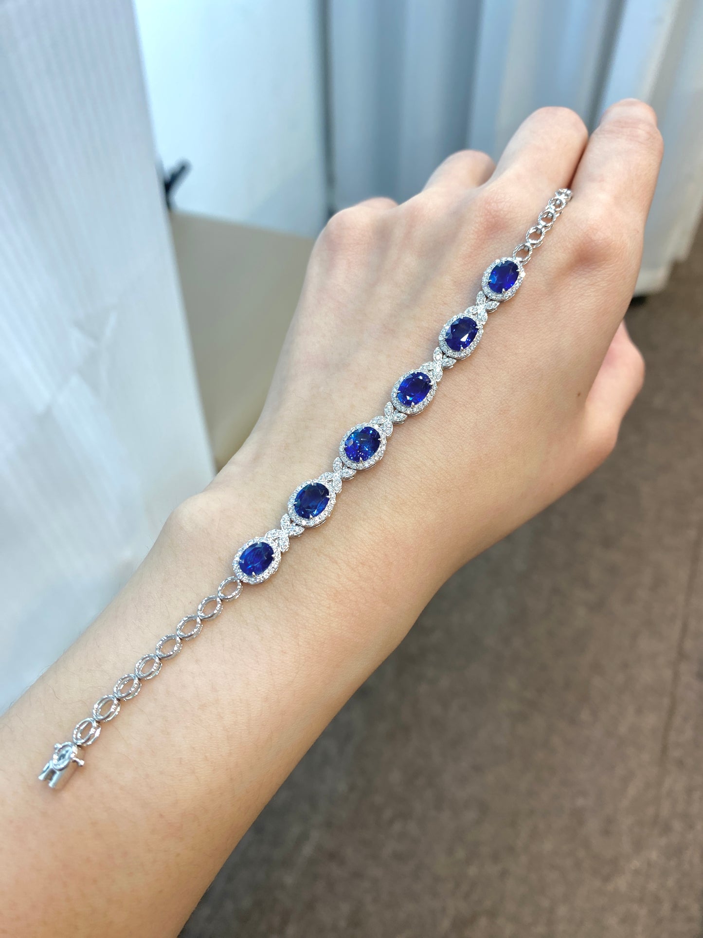 Natural Blue Sapphire 5.81ct Bracelet Set With Natural Diamond In 18K White Gold Singapore Fine Jewellery