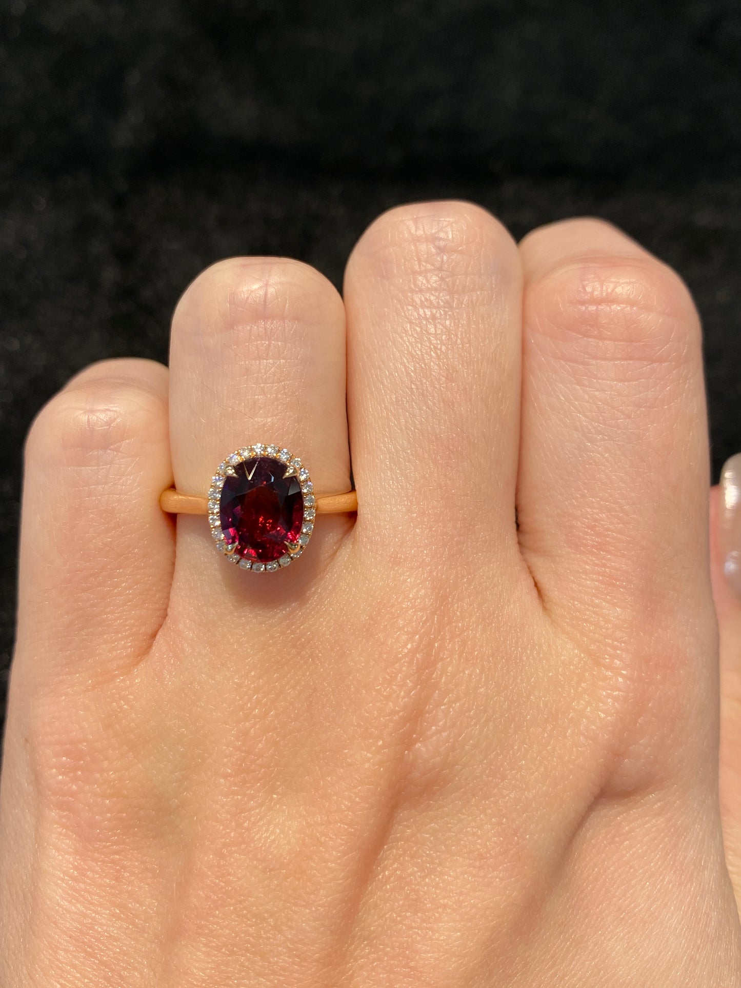 Natural Red Garnet 2.58ct Ring